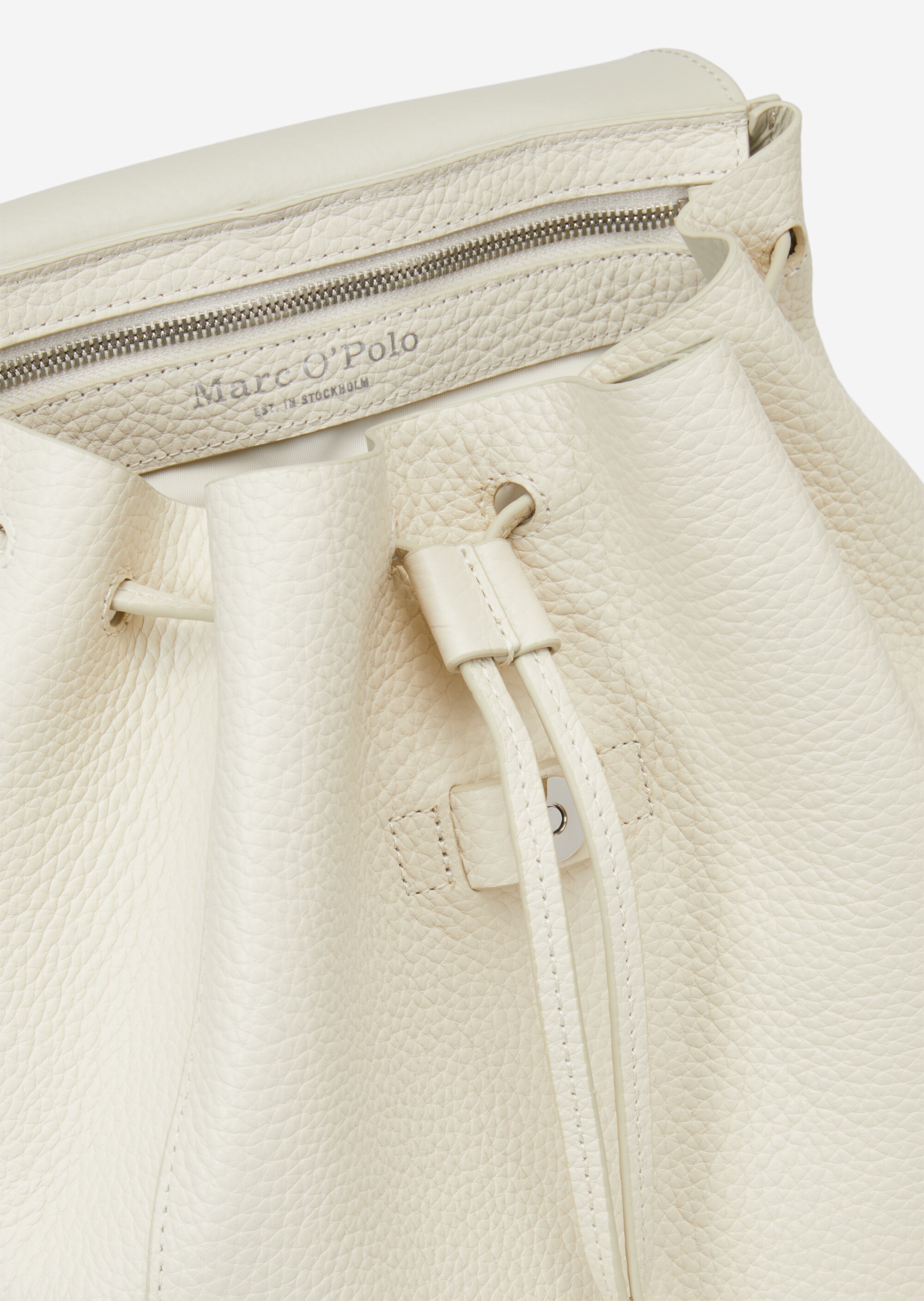 Rucksack aus genarbtem Rindleder
