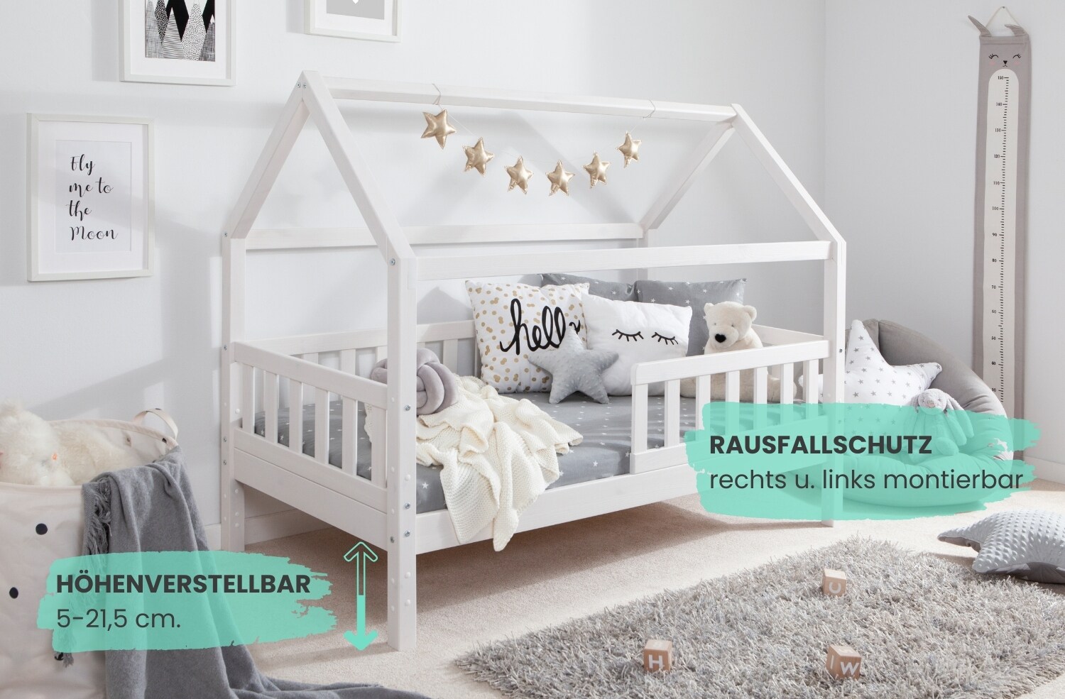 TiCAA TiCAA Kinderbett Hausbett Kay 90x200 cm, 100x200 cm, 120x200 cm, 140x200 für Jungen & Mädchen, inkl. Rolllattenrost, Rausfallschutz variabel, MontessoriBett weiß aus Kiefer Massivholz