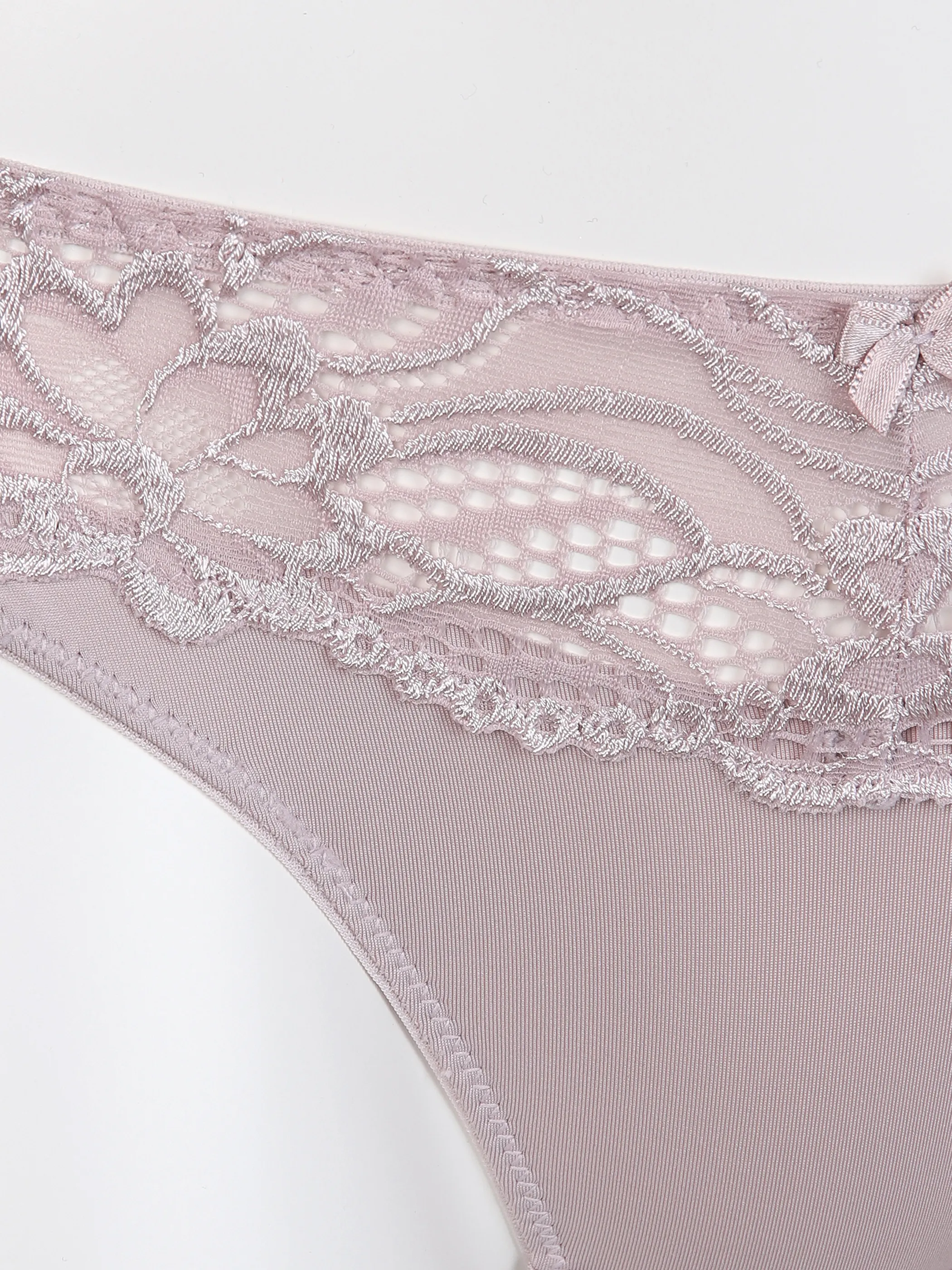 Damen Slip mit Spitze