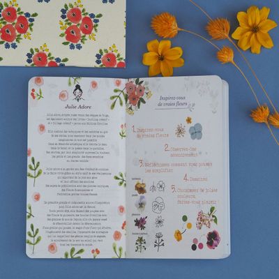 Agenda Green by Julie Adore - 1 semaine sur 2 pages - 16 mois - 9 x 16 cm - bleu - Exacompta