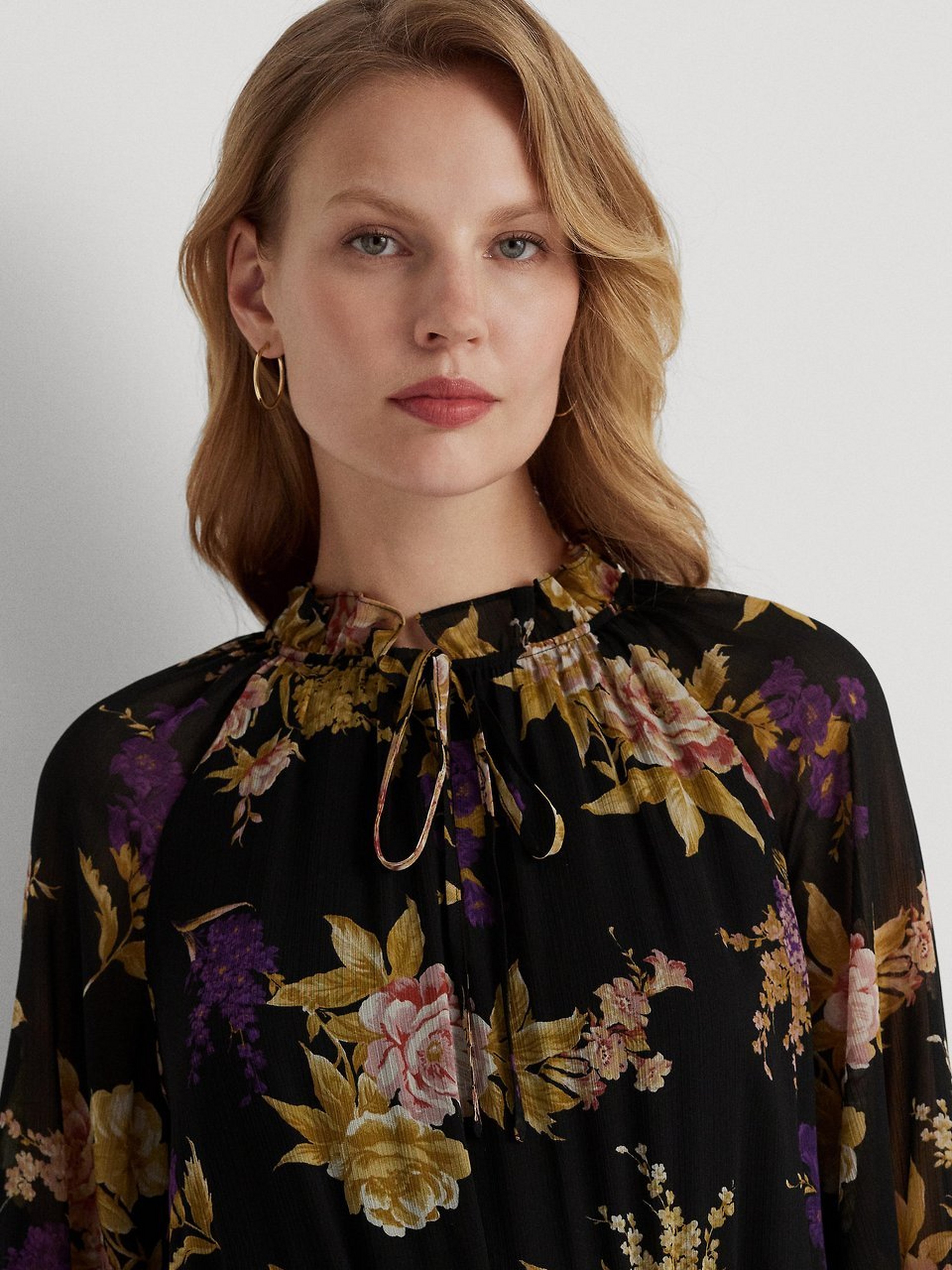 Kleid mit Blumen-Motiv