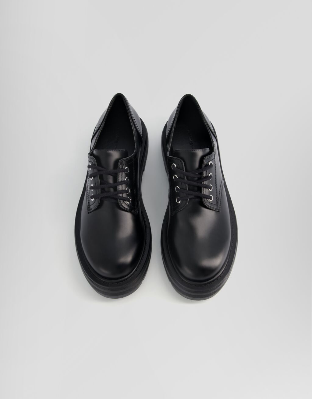Sapatos derby planos com cadarço