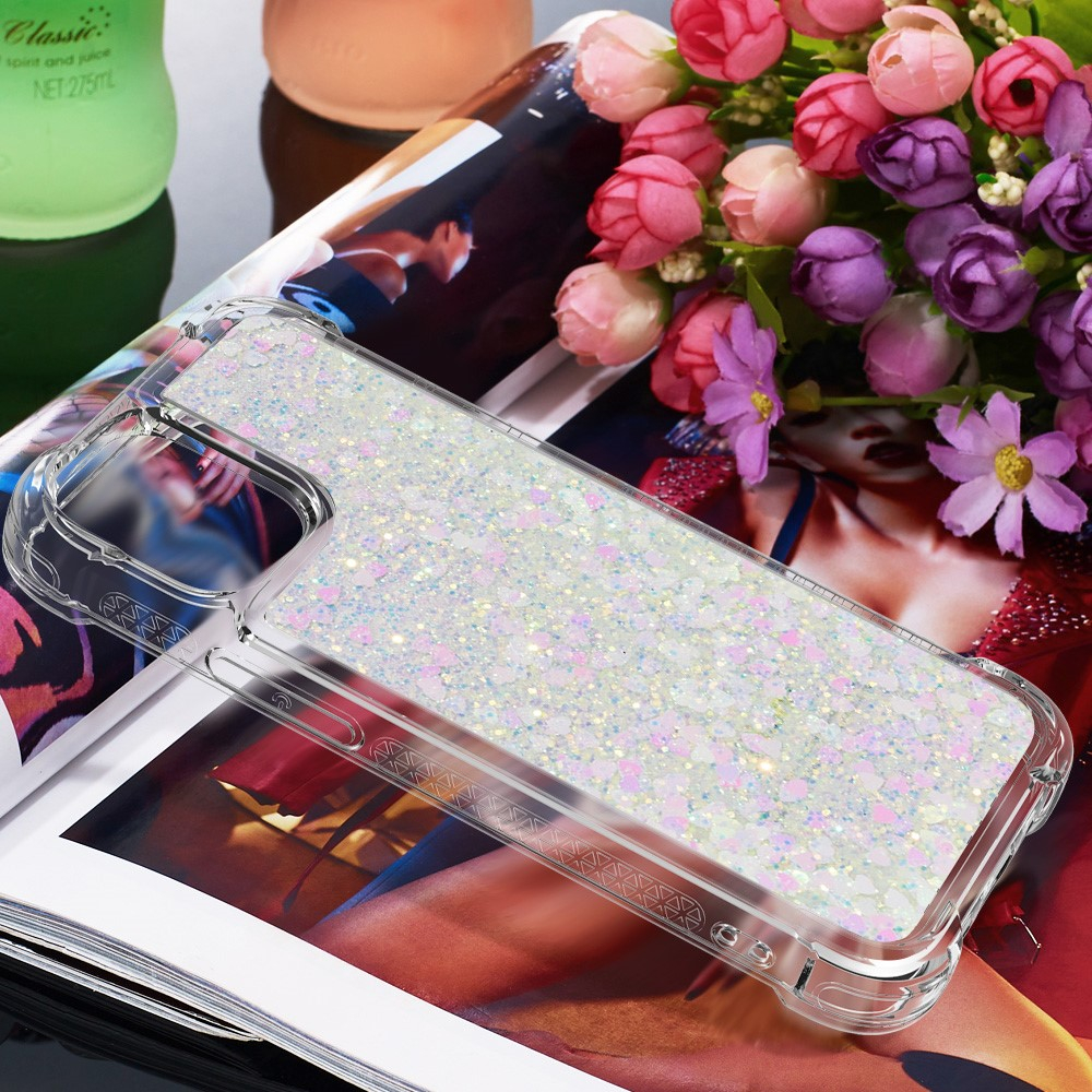 iPhone 13 Hardcase Hülle mit Air Cushion Fallschutz Liquid Case Glitzer Herzen - Silber / Transparent
