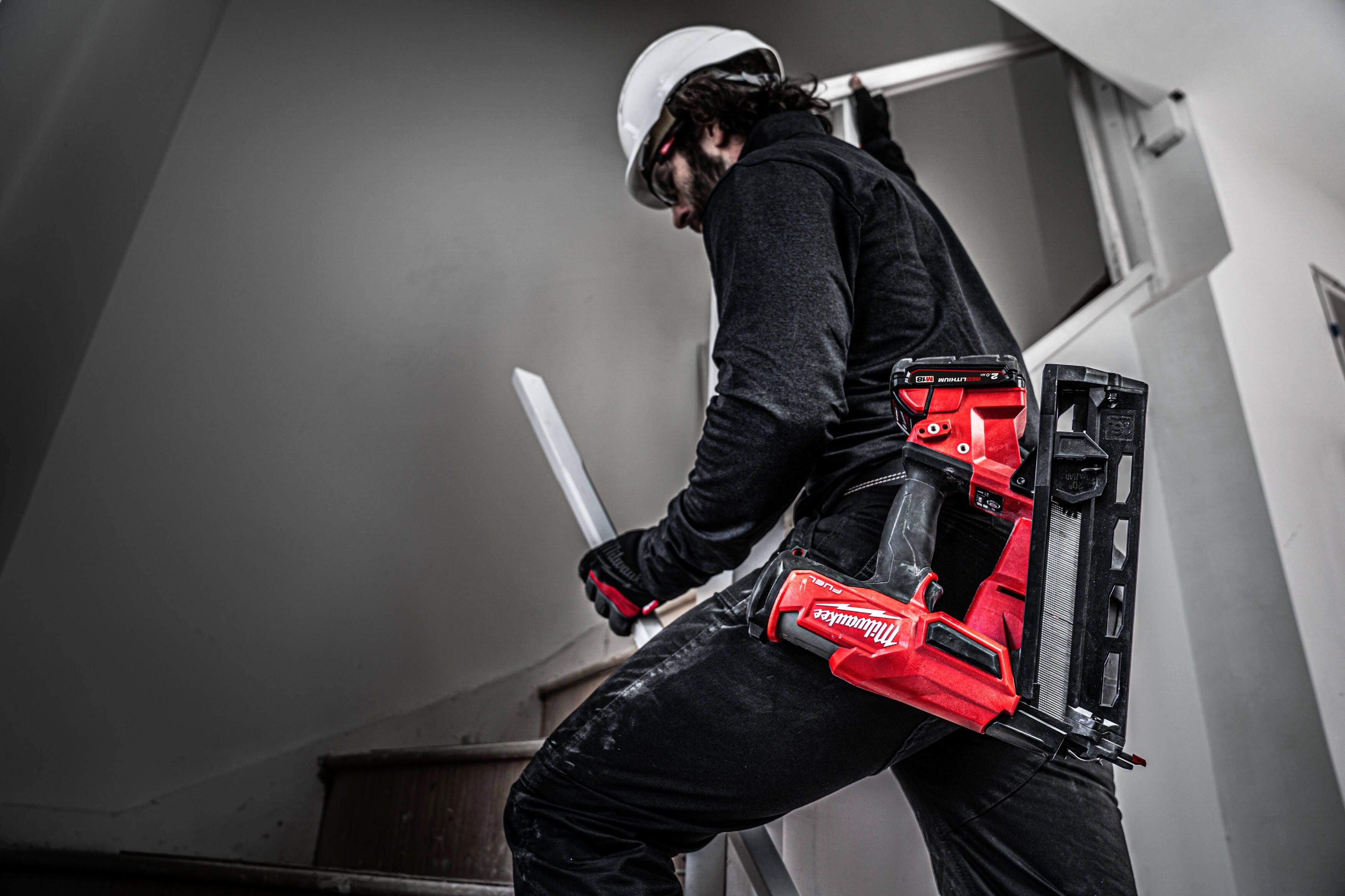 Milwaukee M18 FUEL™ FN16GA-202X Accu Afwerktacker 16Ga 18V 2.0Ah in HD-Box - 4933478092