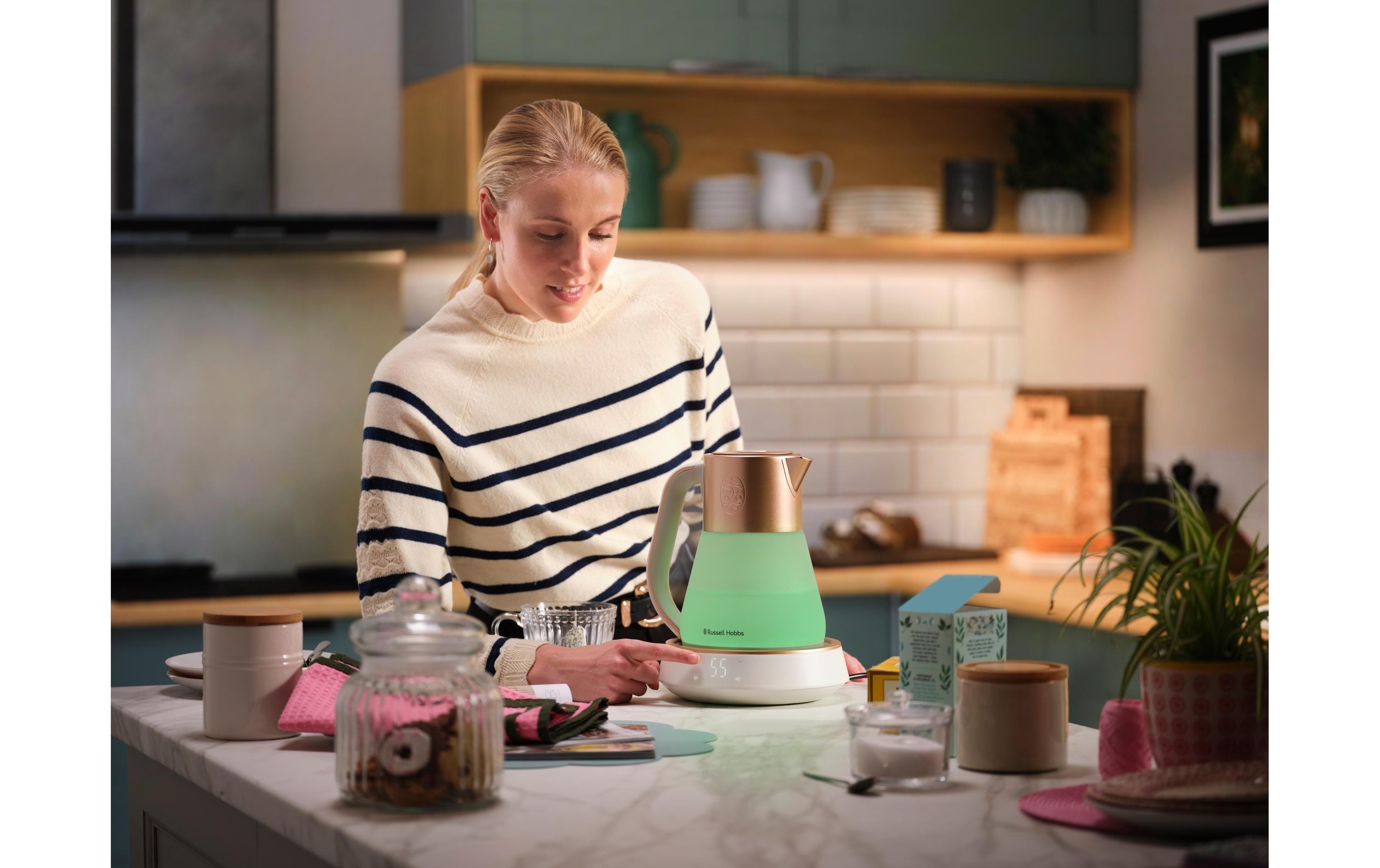 RUSSELL HOBBS Wasserkocher »Calm 1,7 l« 2400 W