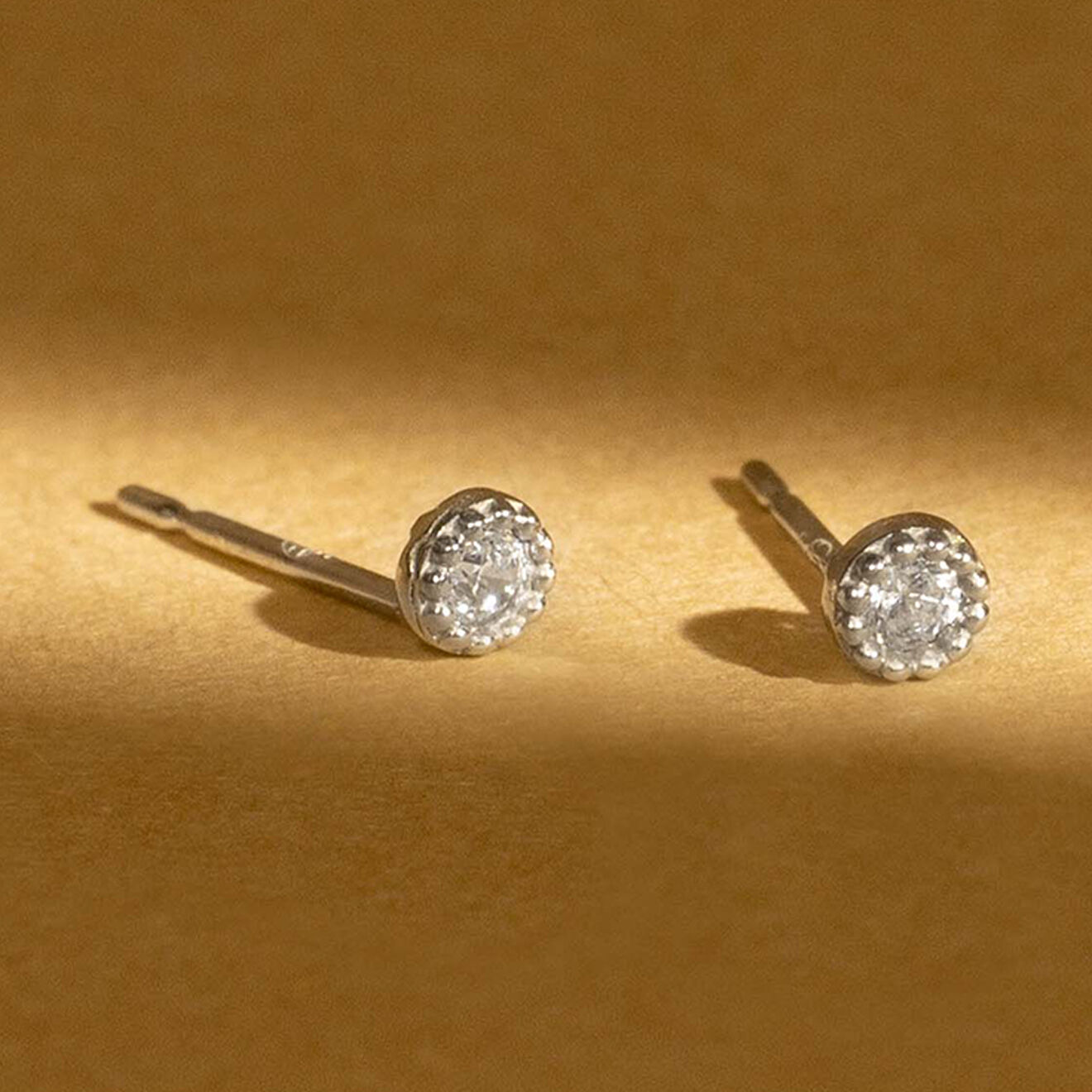 Instant d'Or Boucles d'oreilles Petits Ronds or blanc
