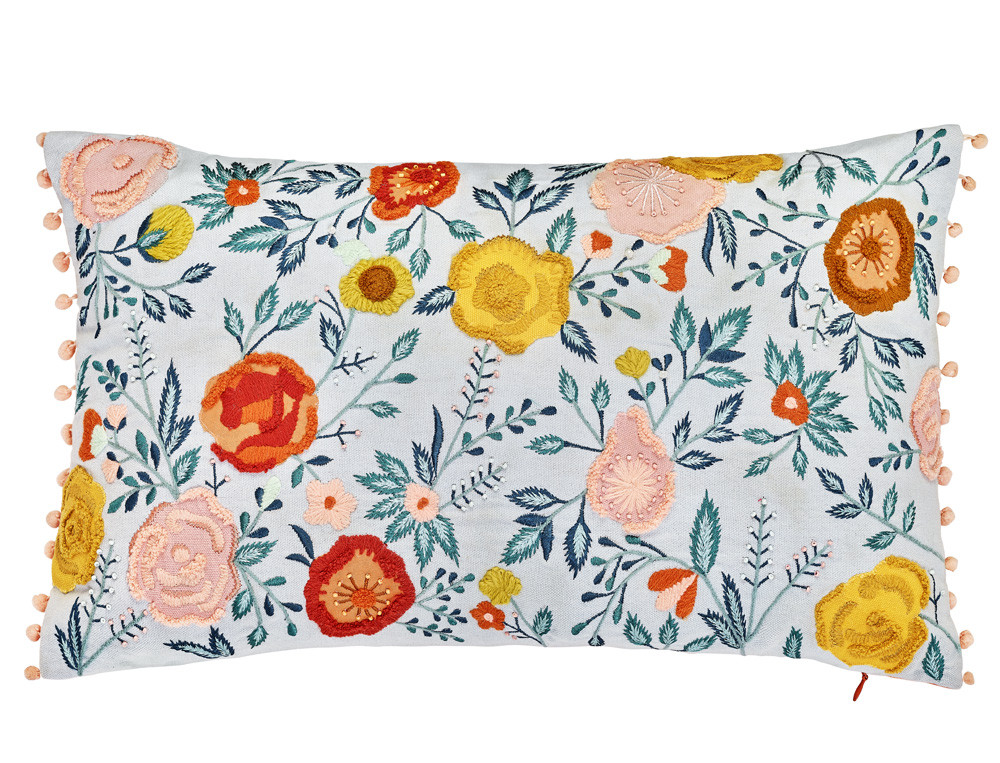 Coussin brodé fond bleu-Floralies