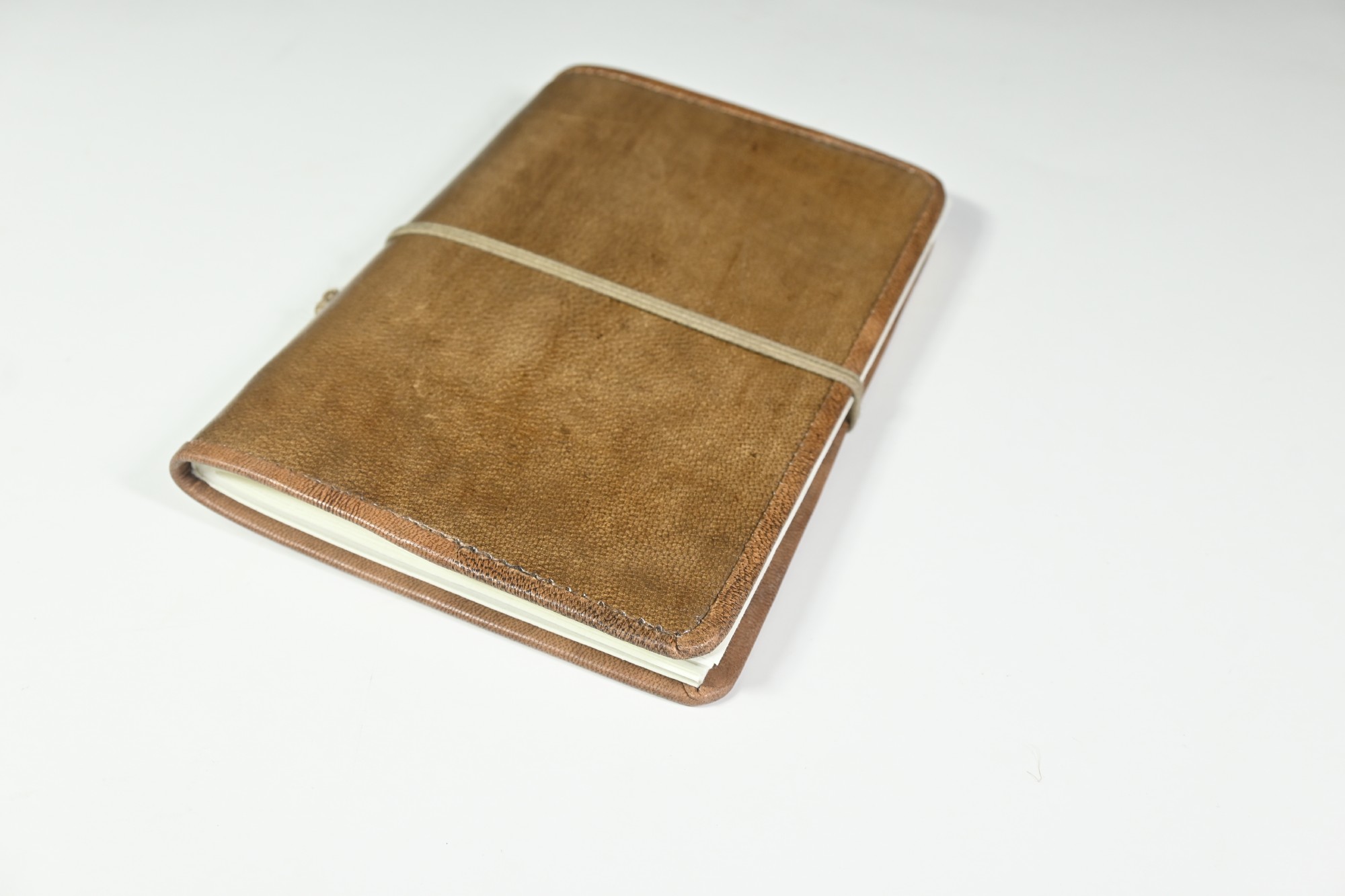 Notizbuch 'Unee' mit Ledereinband, braun, H 18 cm, B 12 cm günstig bestellen