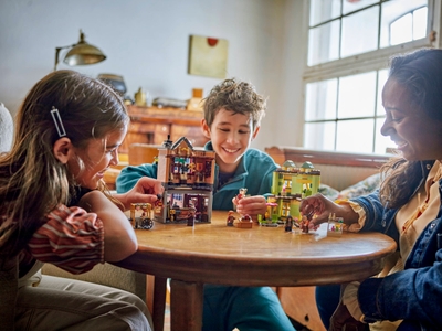 LEGO Zwik & Zwachtels Zwerkbalpaleis en ijssalon (76452)
