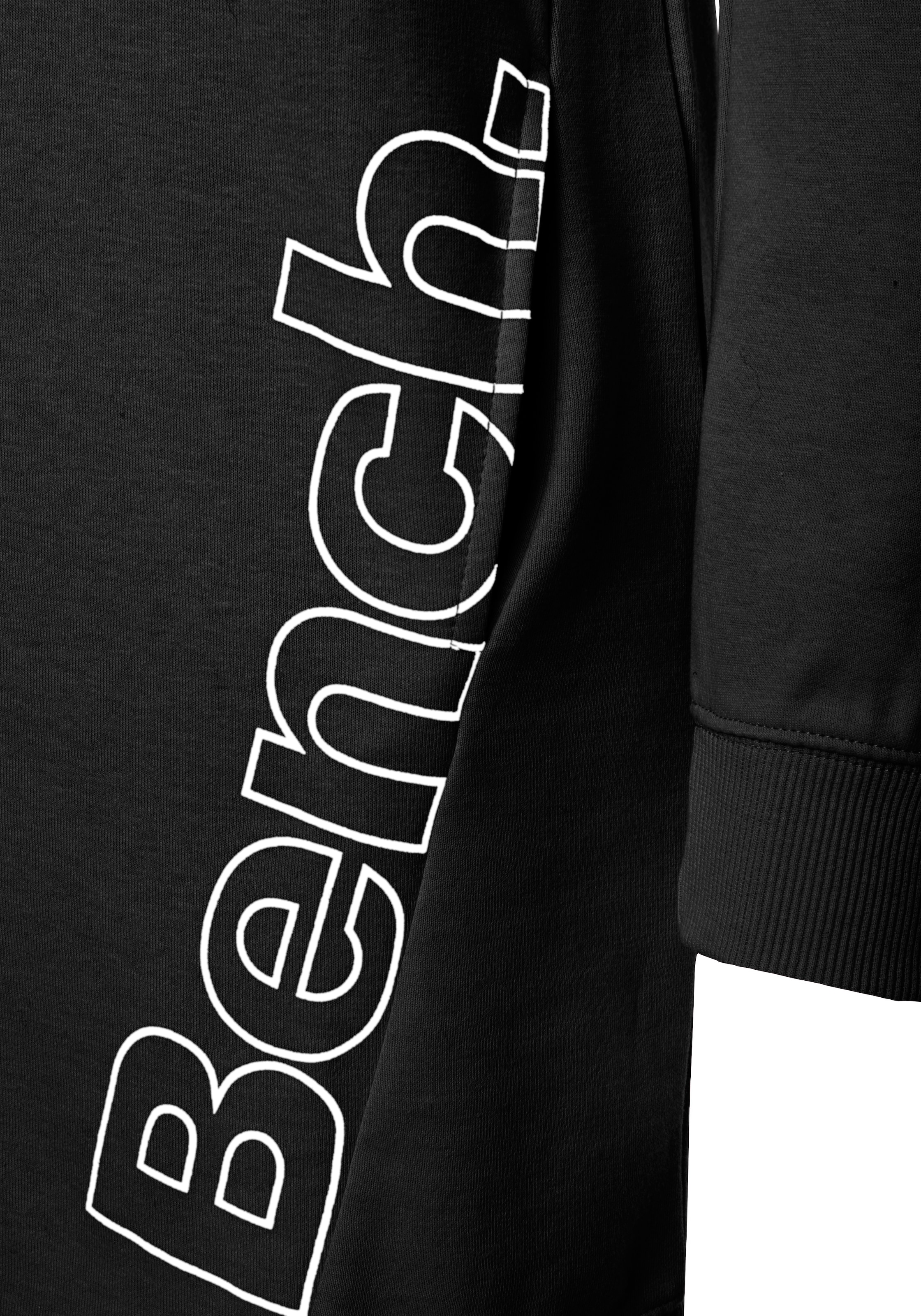 Bench. Loungewear Sweatkleid Eingrifftaschen mit seitlichem Logoprint