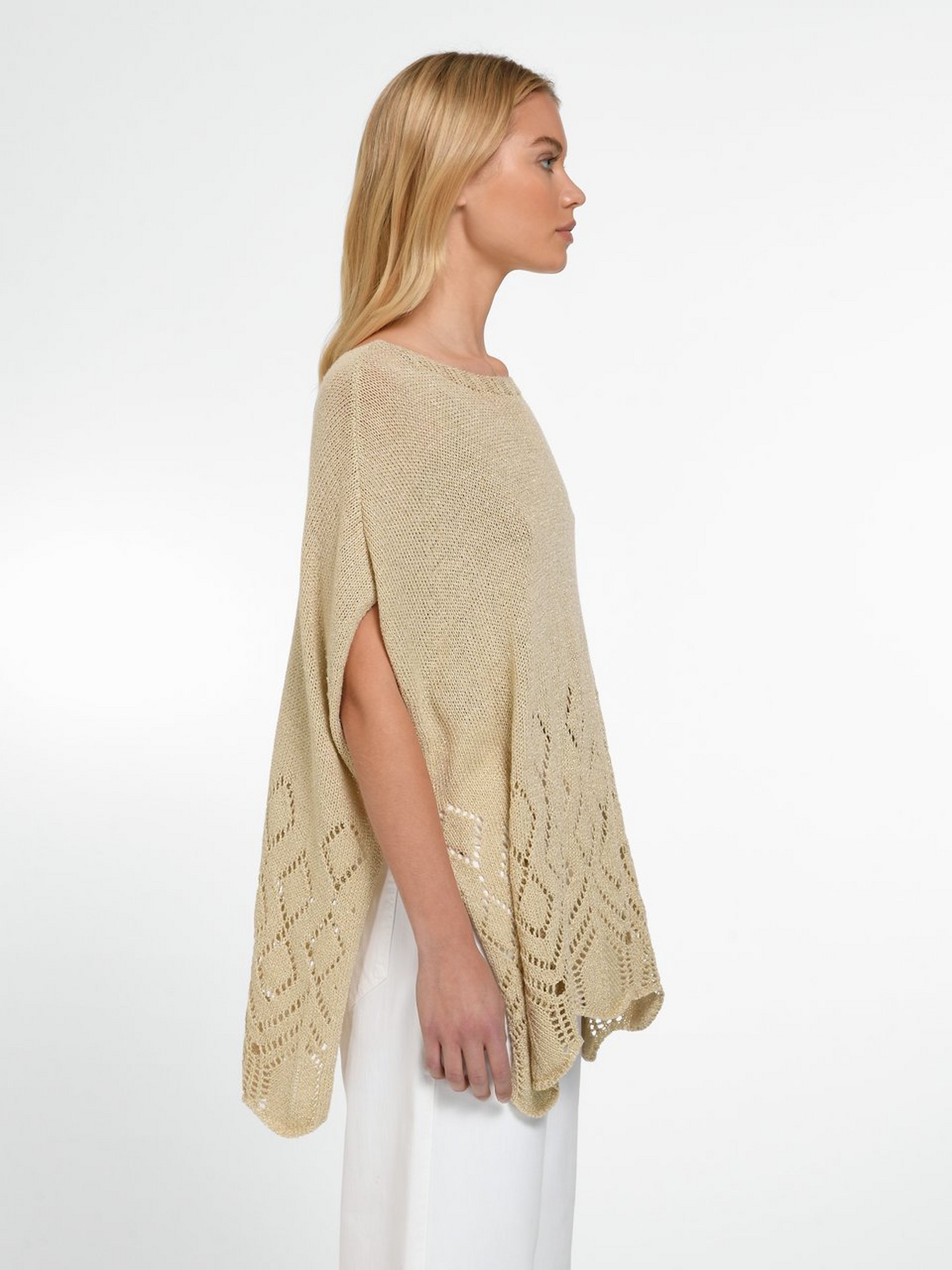 Poncho mit U-Boot-Ausschnitt