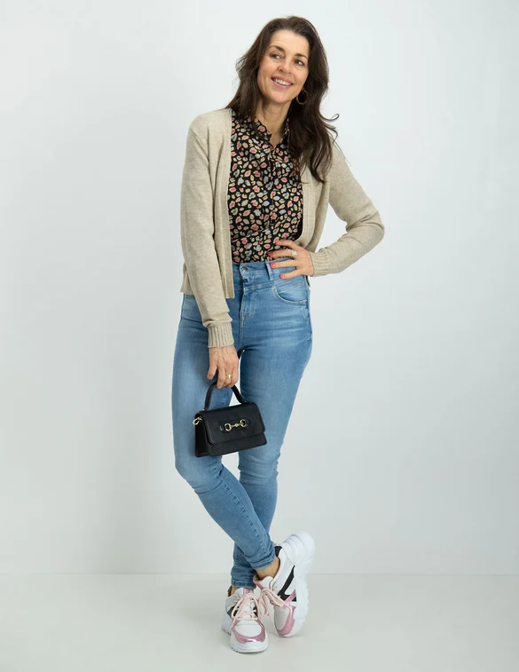 Vila Vest Ril 14060800