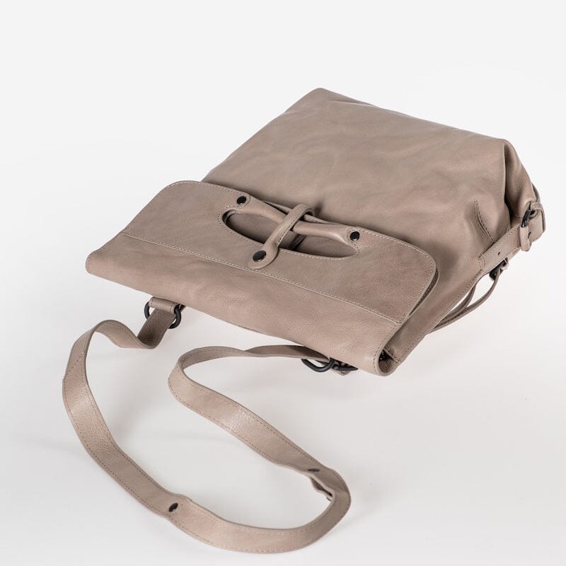 Aunts & Uncles Grandma's Luxury Club Backpack / Shoulderbag Mrs. Mince Pie Vintage Khaki