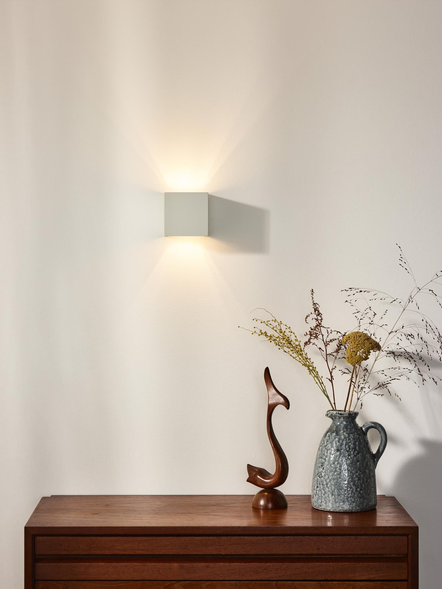 Xio wandlamp vierkant wit