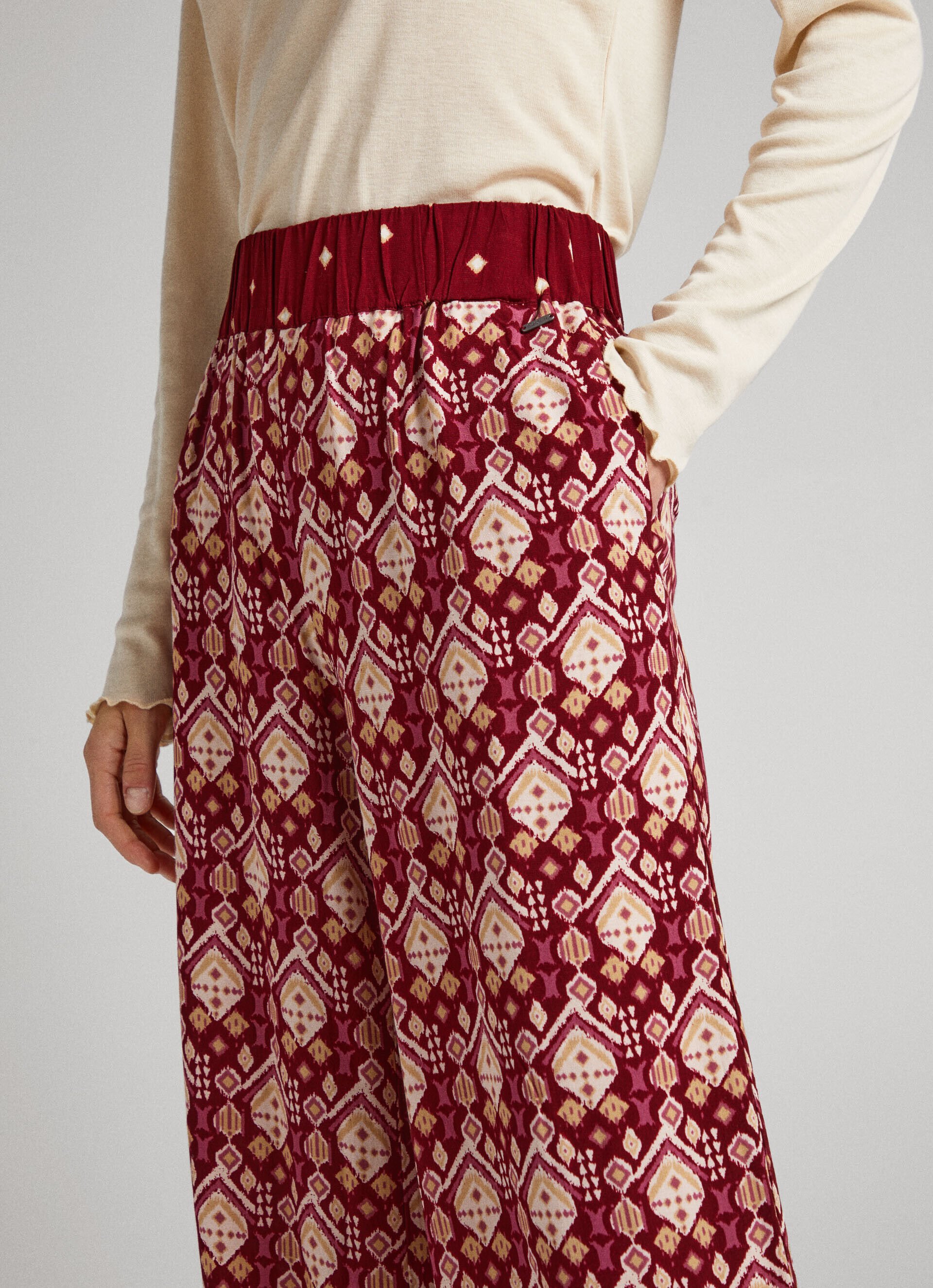 Calça de pijama ornamental - multicolorida
