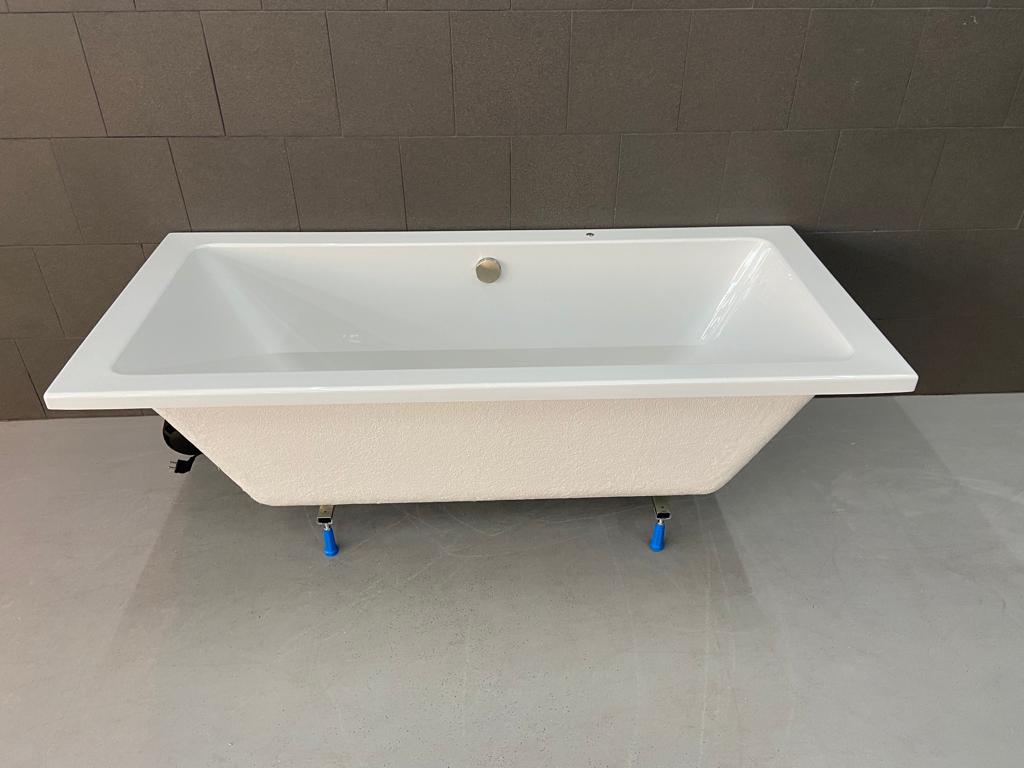 Lambini Designs Cube bubbelbad 180x80cm elektronisch 12 aerojets RVS
