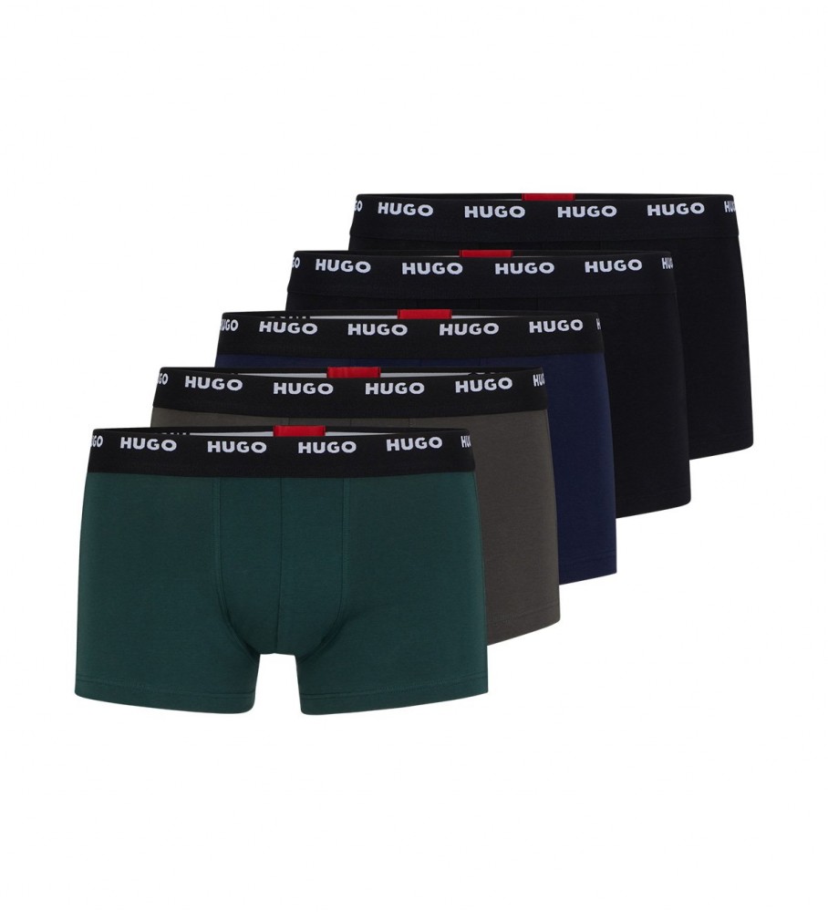 Conjunto de 5 cuecas boxer elásticas HUGO nas cores verde, azul-marinho e preta.