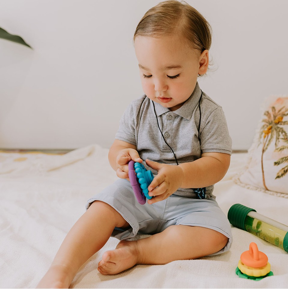 Jellystone Designs - Regnbue Stacker og Teether - Regnbue