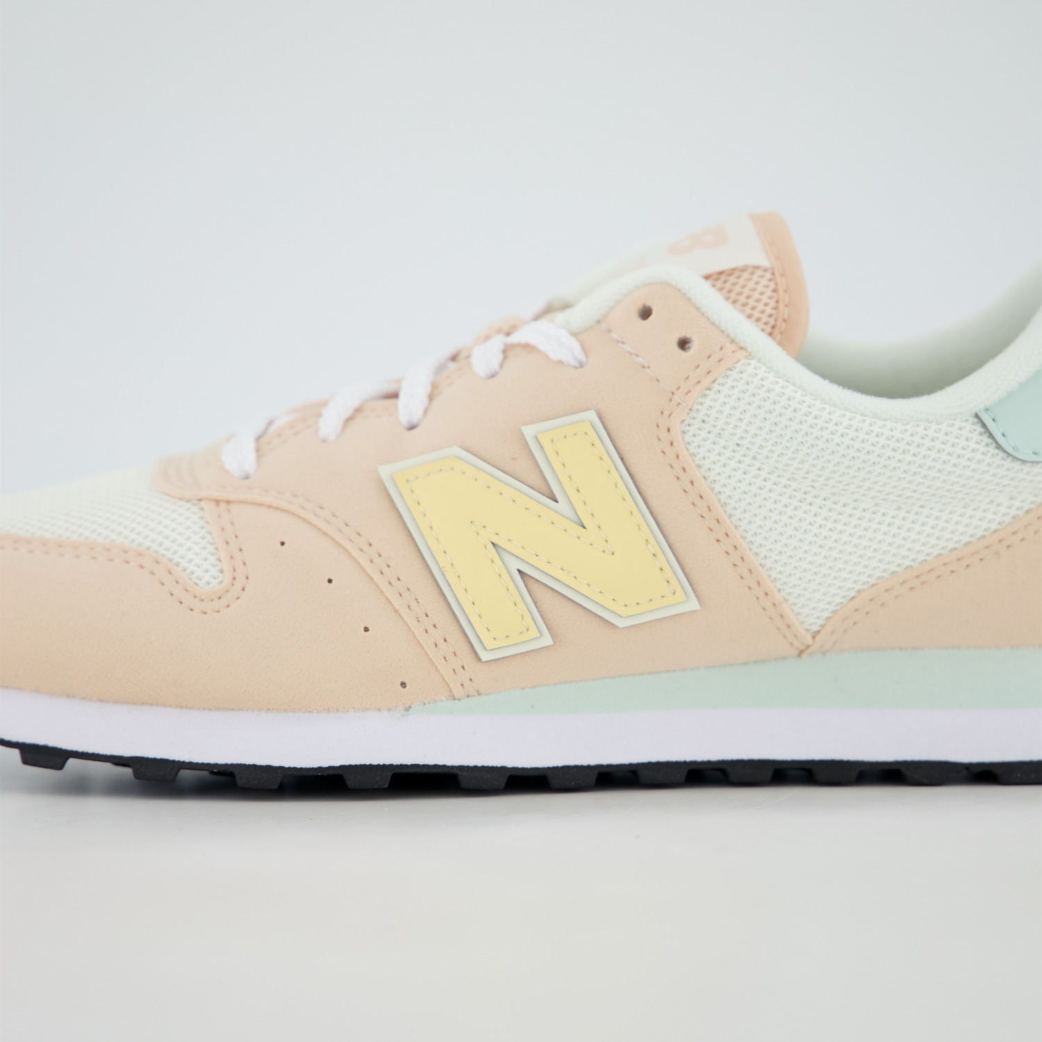 New Balance GW500FG2