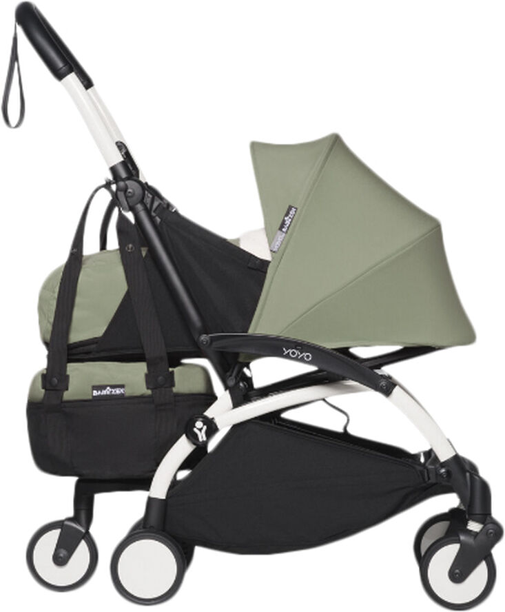 Stokke BABYZEN YOYO pose - Olive