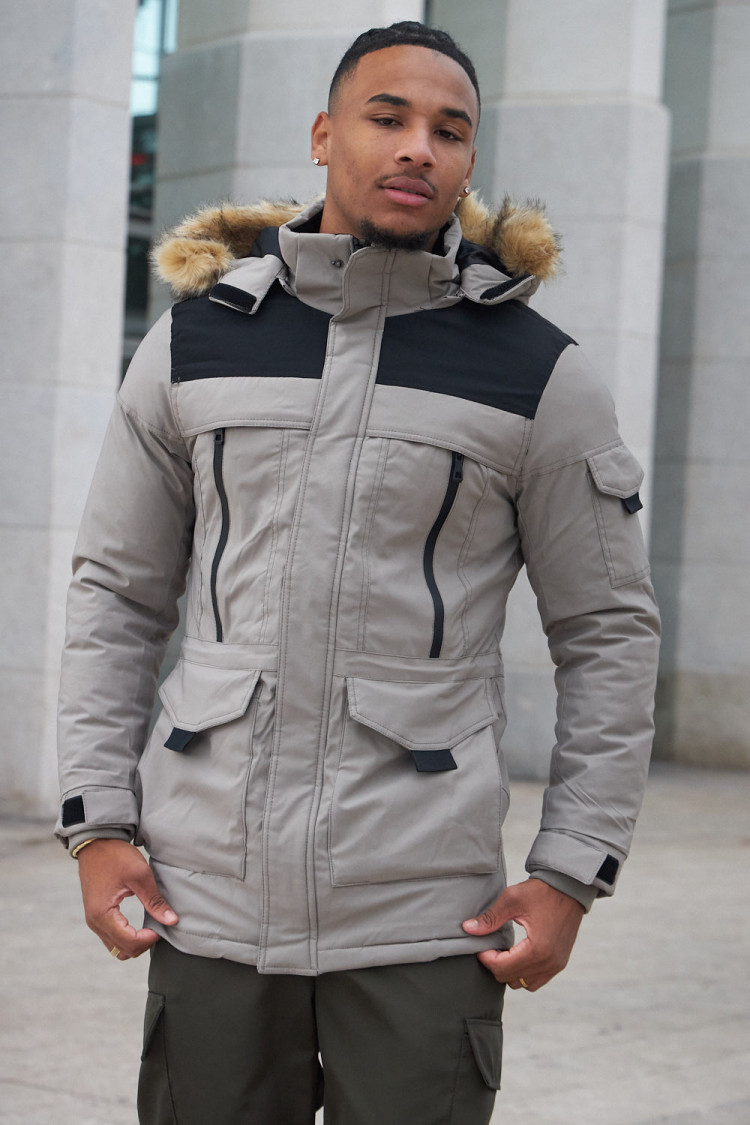 Parka bi-matière beige à capuche en fourrure