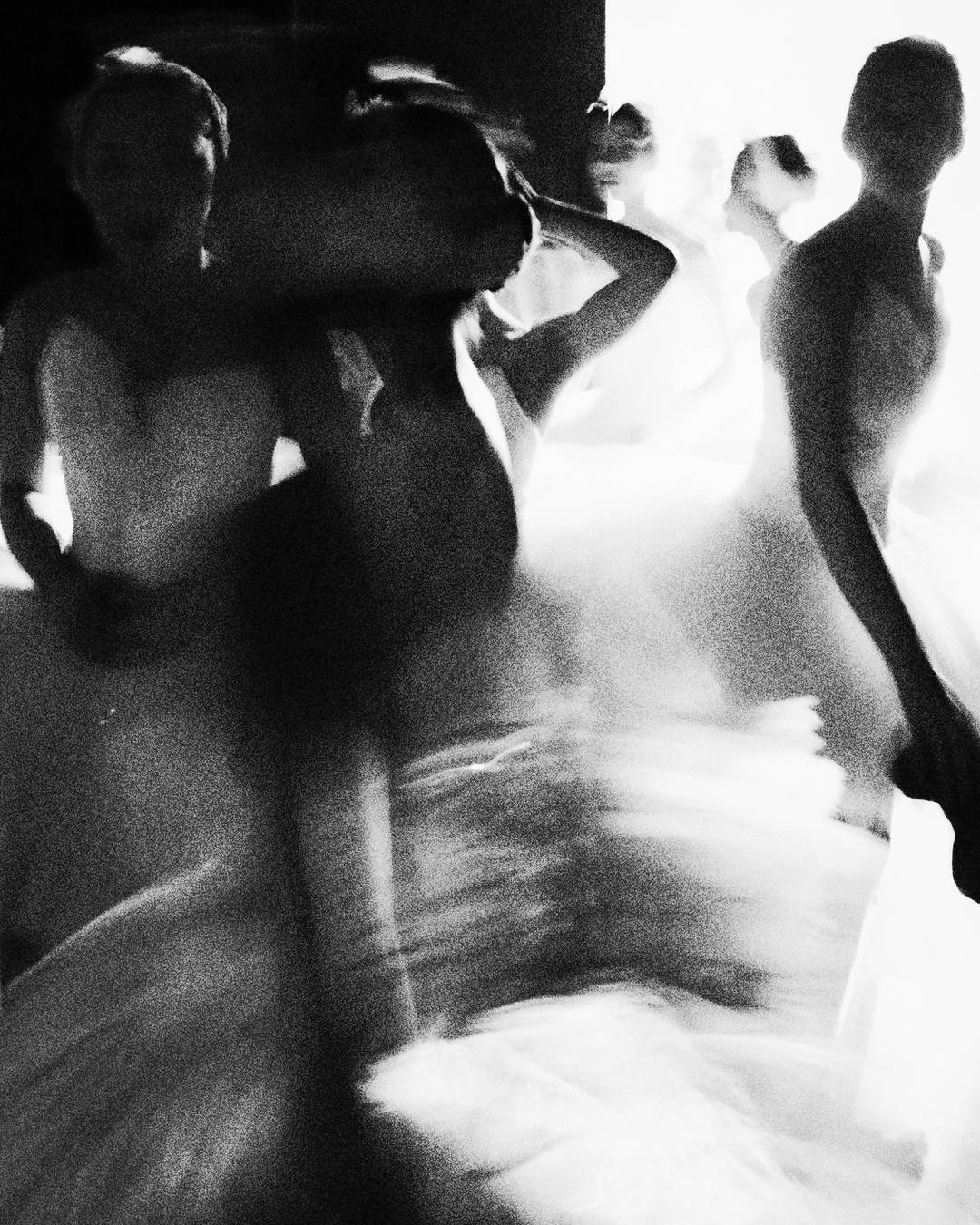 Entrance by Hajime Yoshida - Limited Edition. Edition of: 100. Signed.