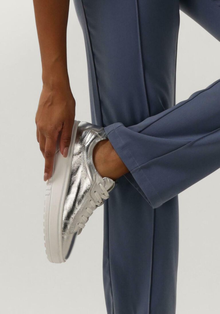OMODA zilveren omoda lage sneakers anemone