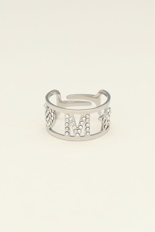Initial ring met steentjes