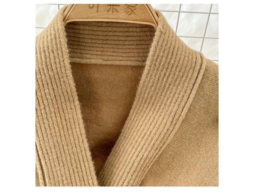 Yearnin - Set: Geribbelde tankjurk + gebreide cardigan met kikkerknoopjes