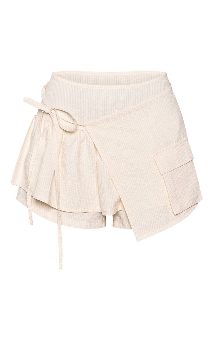 Butter Yellow Jupe-short Cargo À Rayures Fines Texturées Jaune Beurre Avec Détail À Volants Tall Co-ord