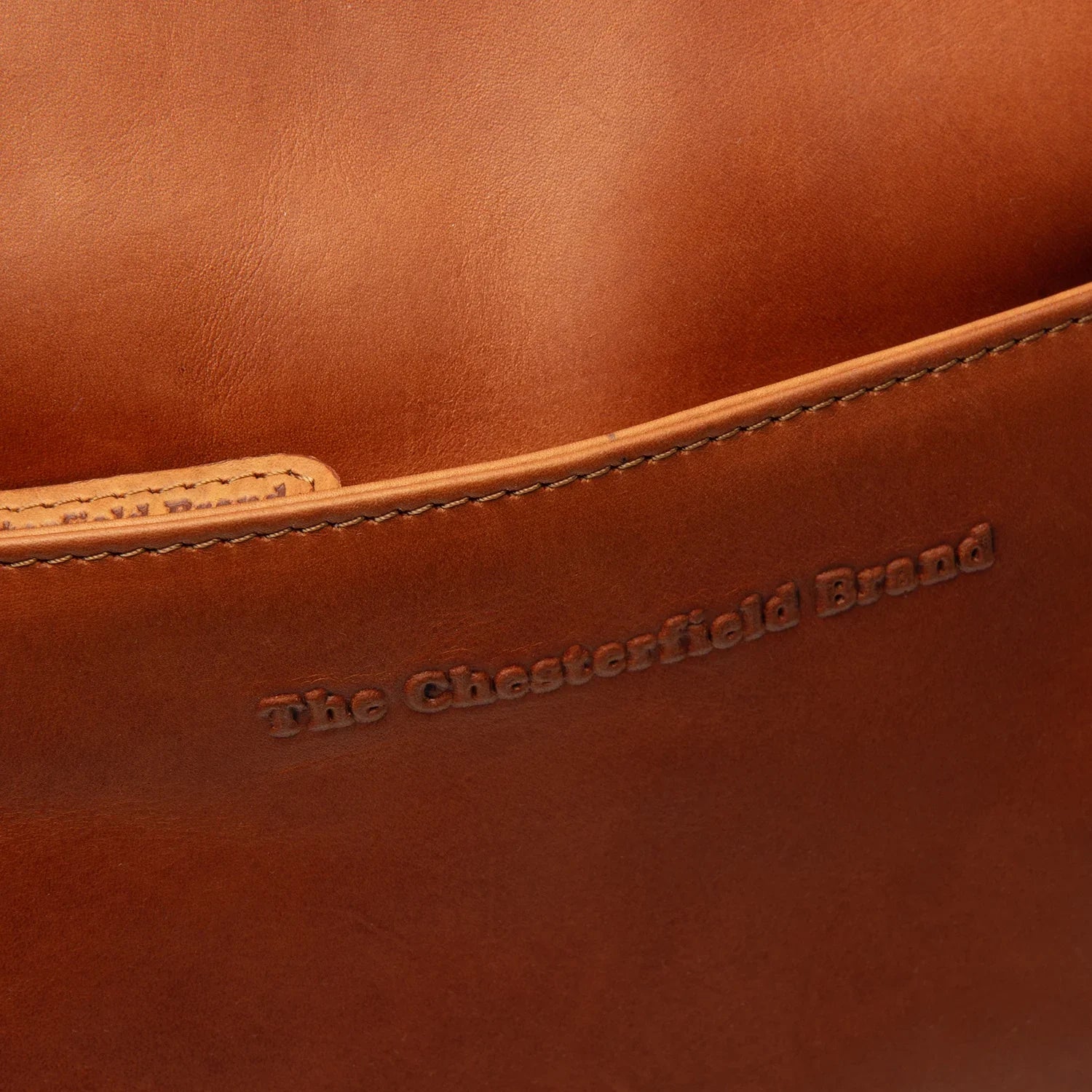 The Chesterfield | Lunton | Leren crossbodytas