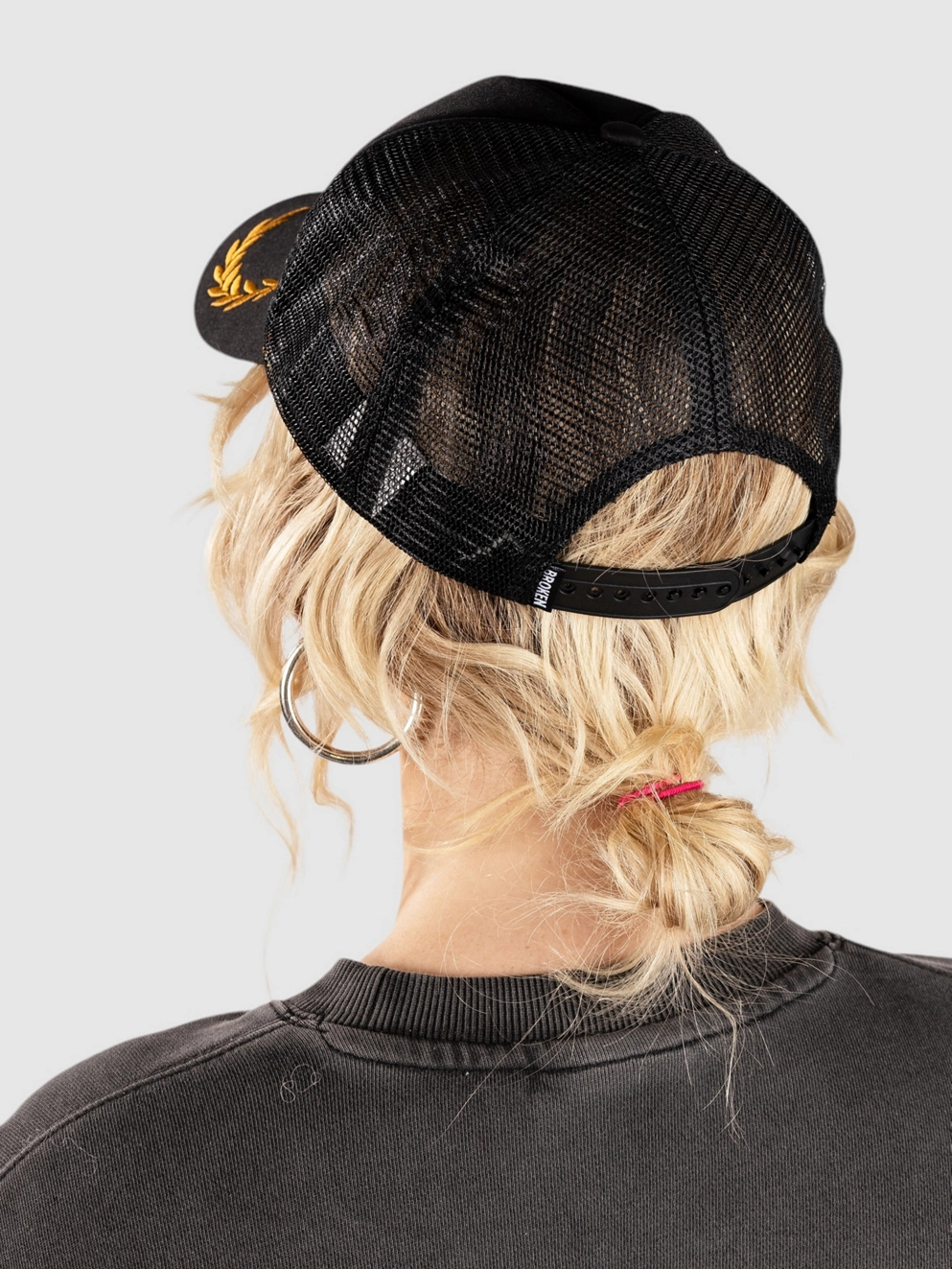 Broken Promises Blackbook Cap black