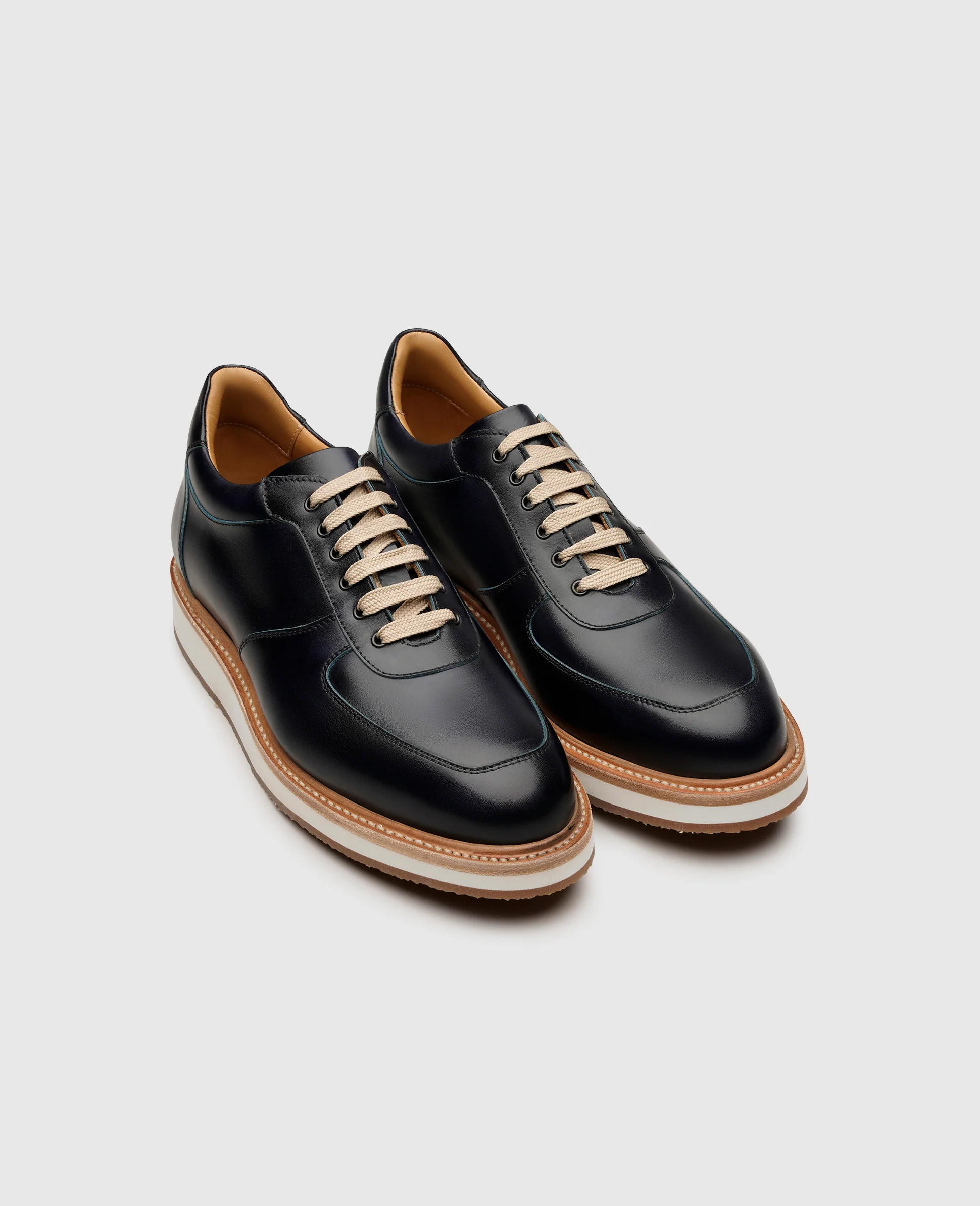 London Sneaker TC