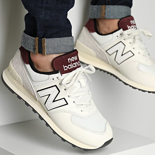 Baskets U574YR2 White