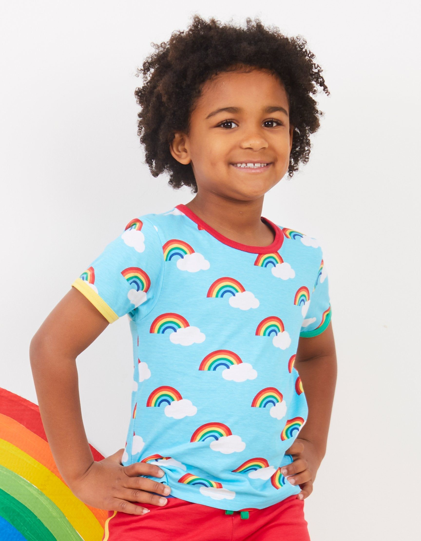 Toby Tiger T-Shirt mit Regenbogen Print