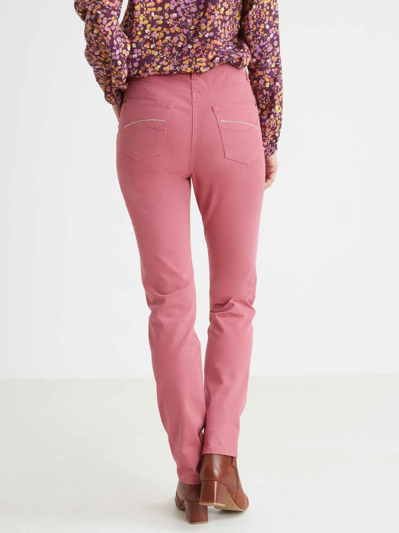 Pantalon 5 poches coupe droite