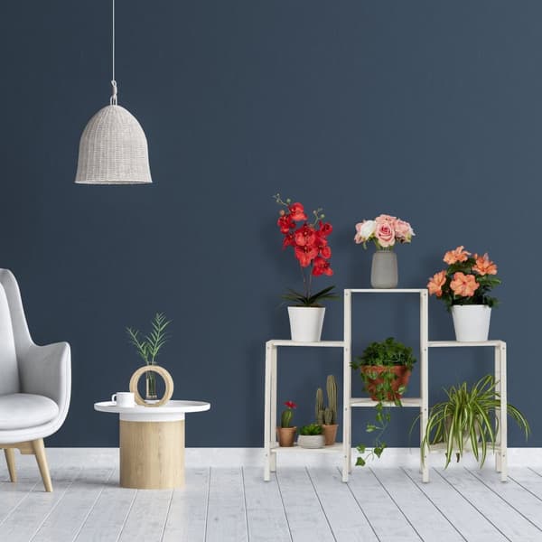 Blomsterstativ hvit tre