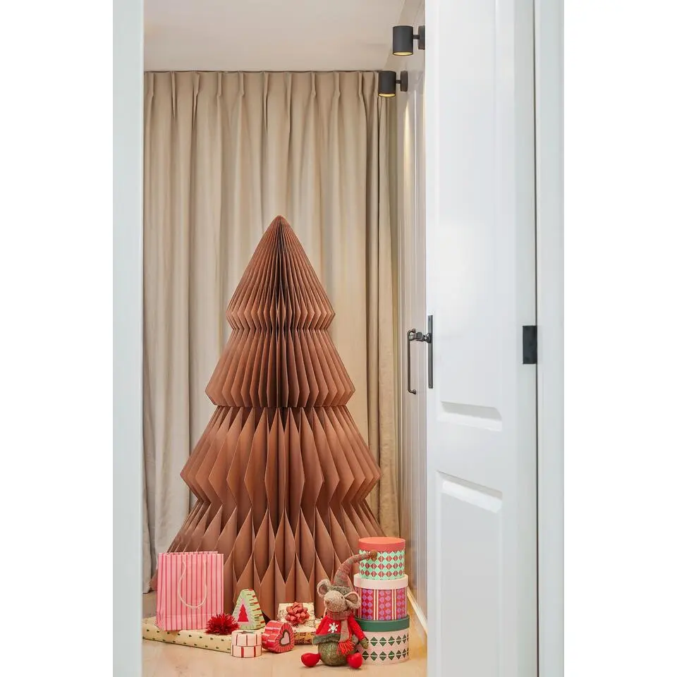 Mica Decorations Decoratie Kerstboom - H152 x Ø104 cm - Papier - Bruin