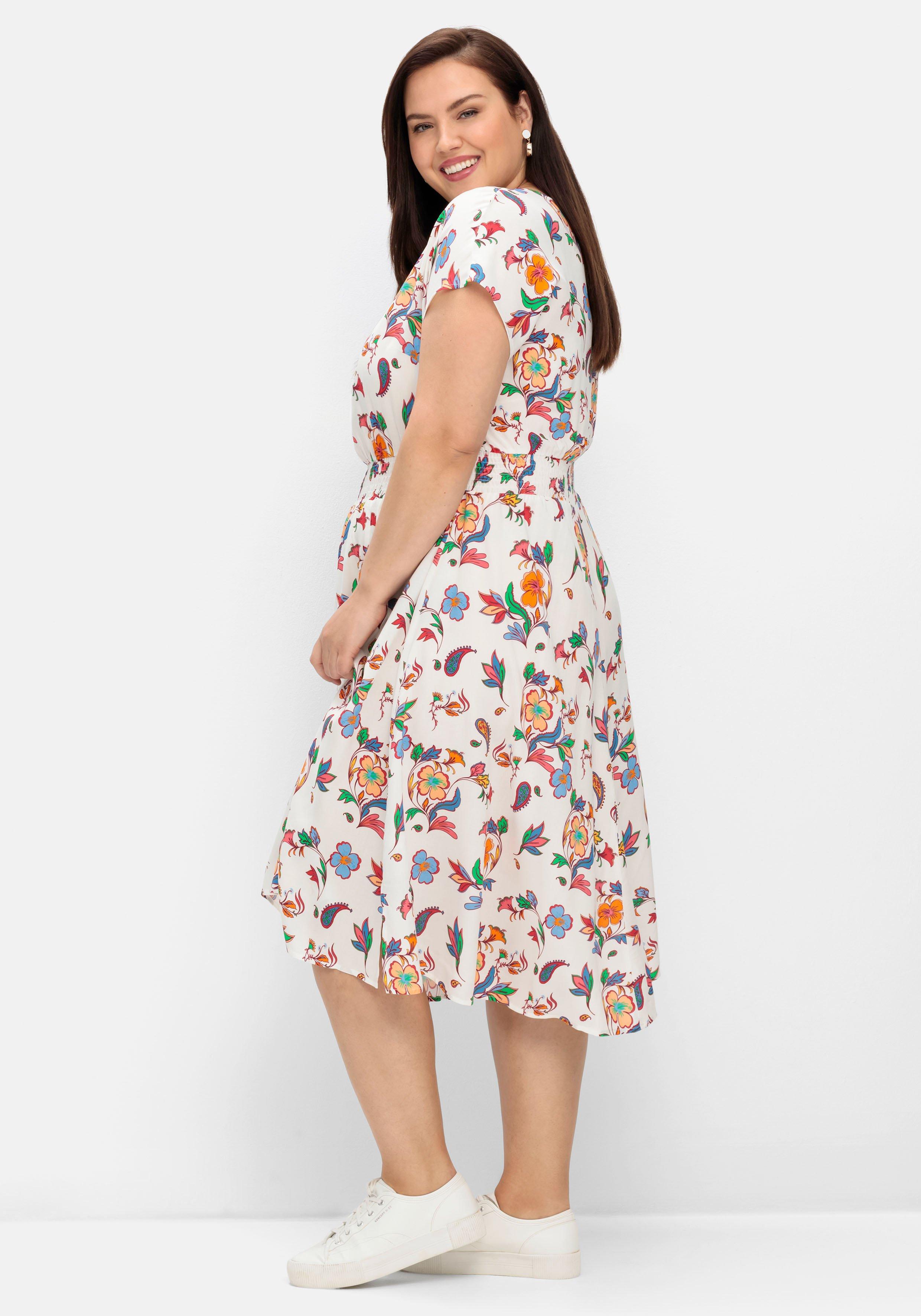Kleid mit floralem Print und weitem Rockteil