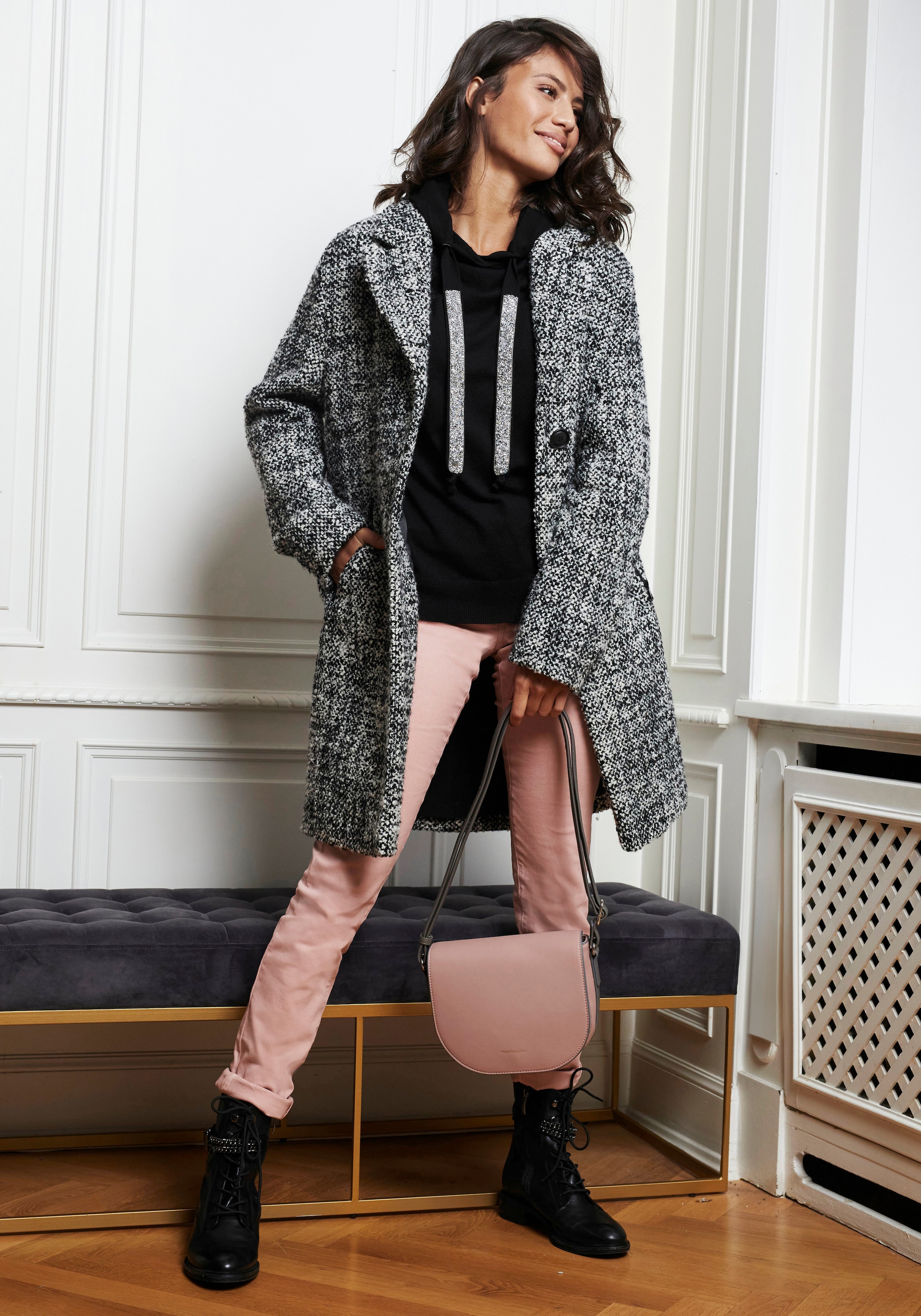 Laura Scott Strickpullover , mit Kapuze und glitzernden Bändern