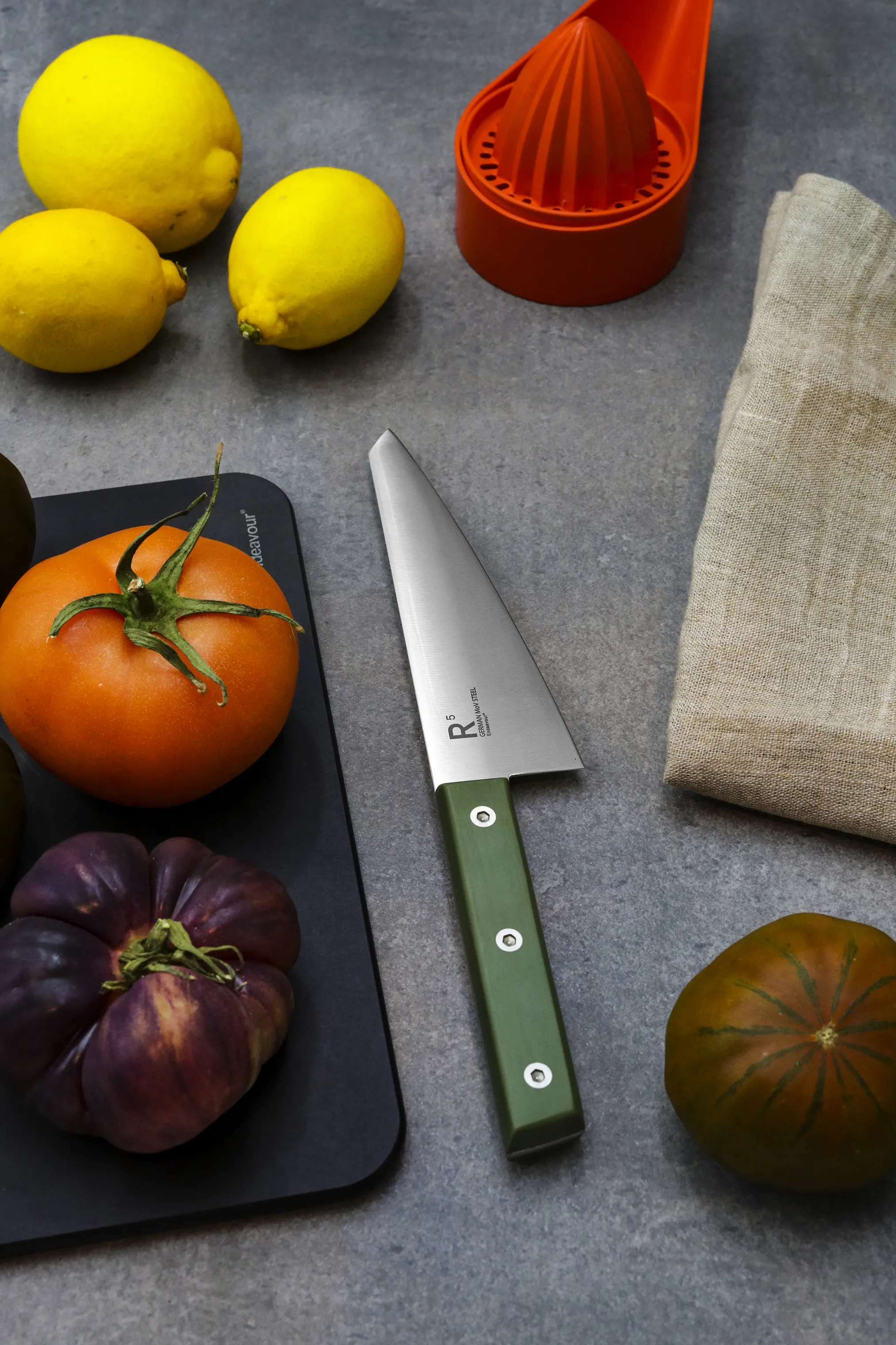 Endeavour Resolution R5 Honesuki Kniv