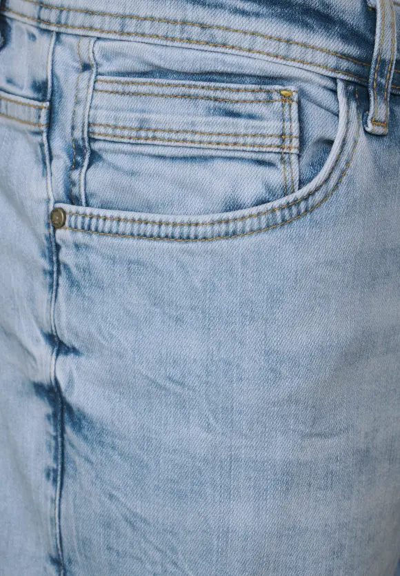 Regular Fit Jeans - blue heavy bleached wash