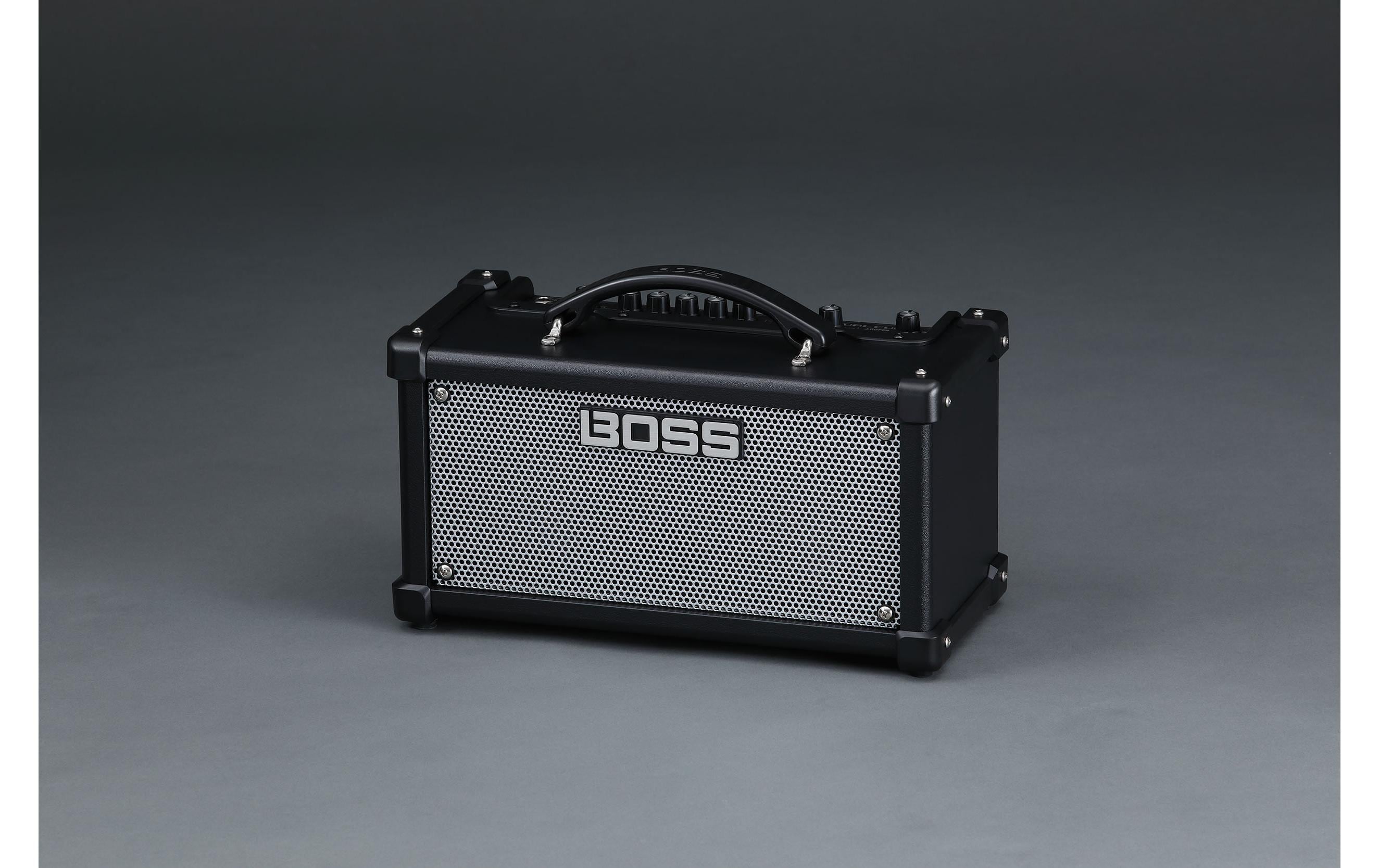 Combo Dual Cube LX<br>Extrem vielseitiger Desktop-Verstärker mit professionellen Sounds und Effekten