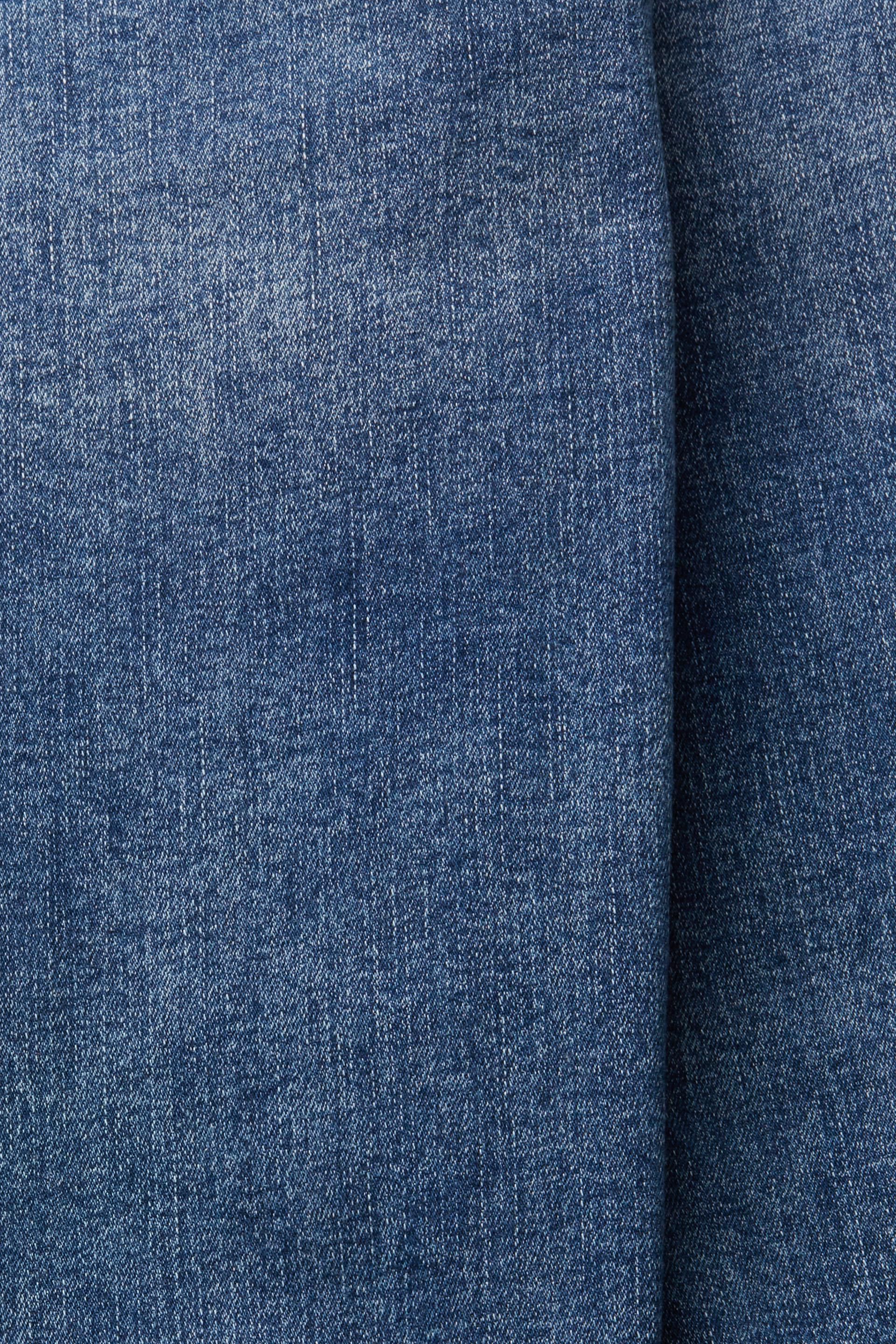 Jean à effet délavé