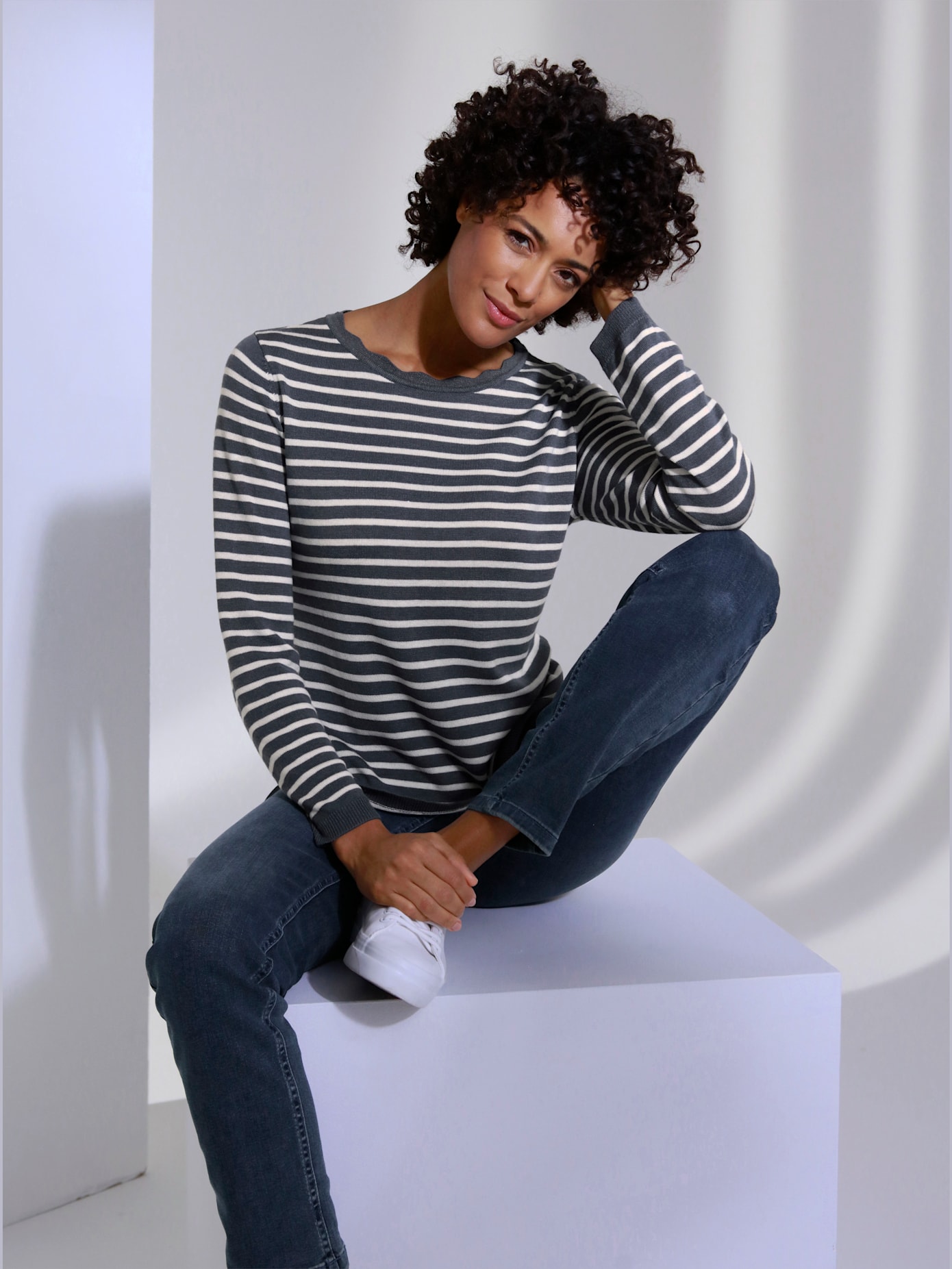 Pull en mérinos et viscose 30% laine vierge (mérinos)