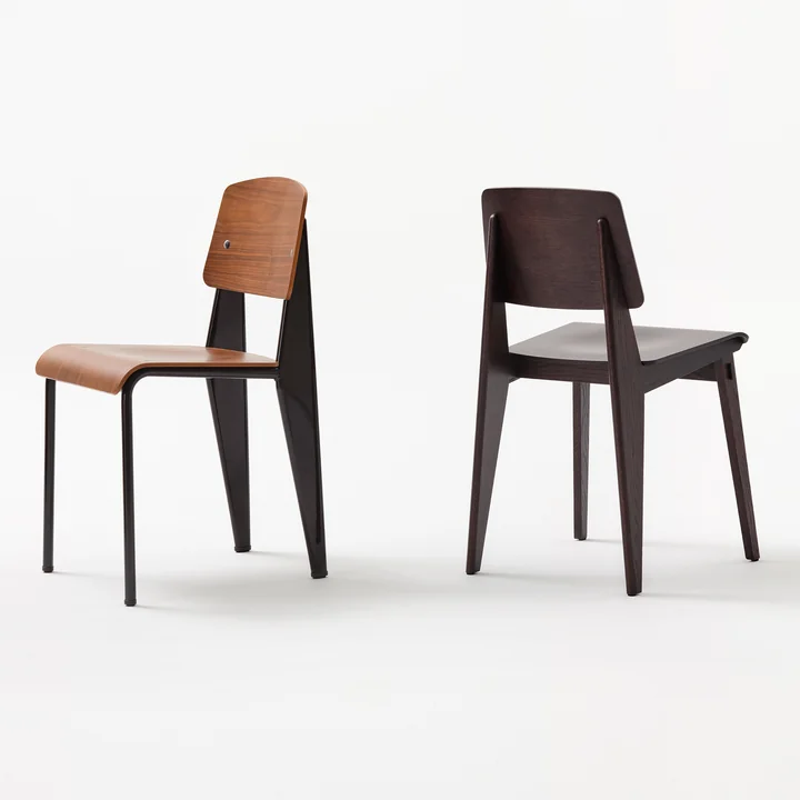 Vitra - Chaise Tout Bois, Eiche dunkel, Kunststoffgleiter