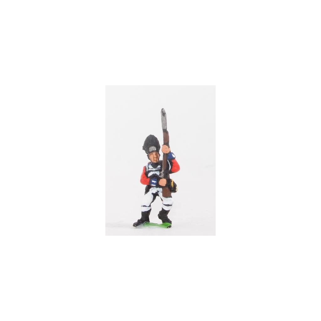 AWI British: Grenadier Advancing with Musket upright