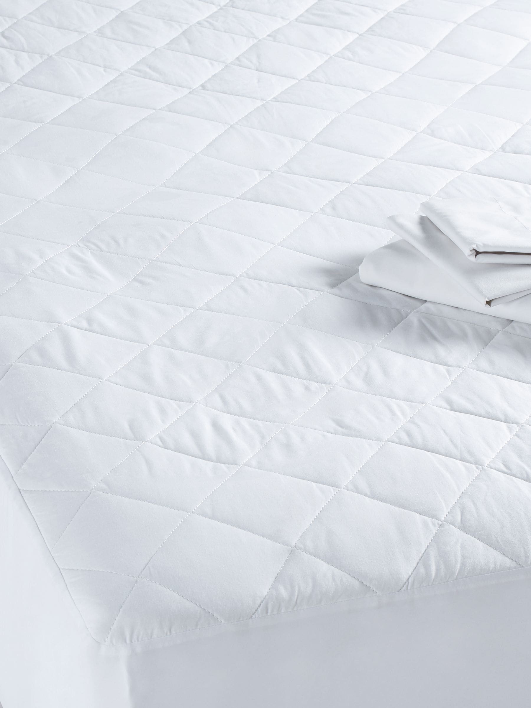Fresh 100% Cotton Protector