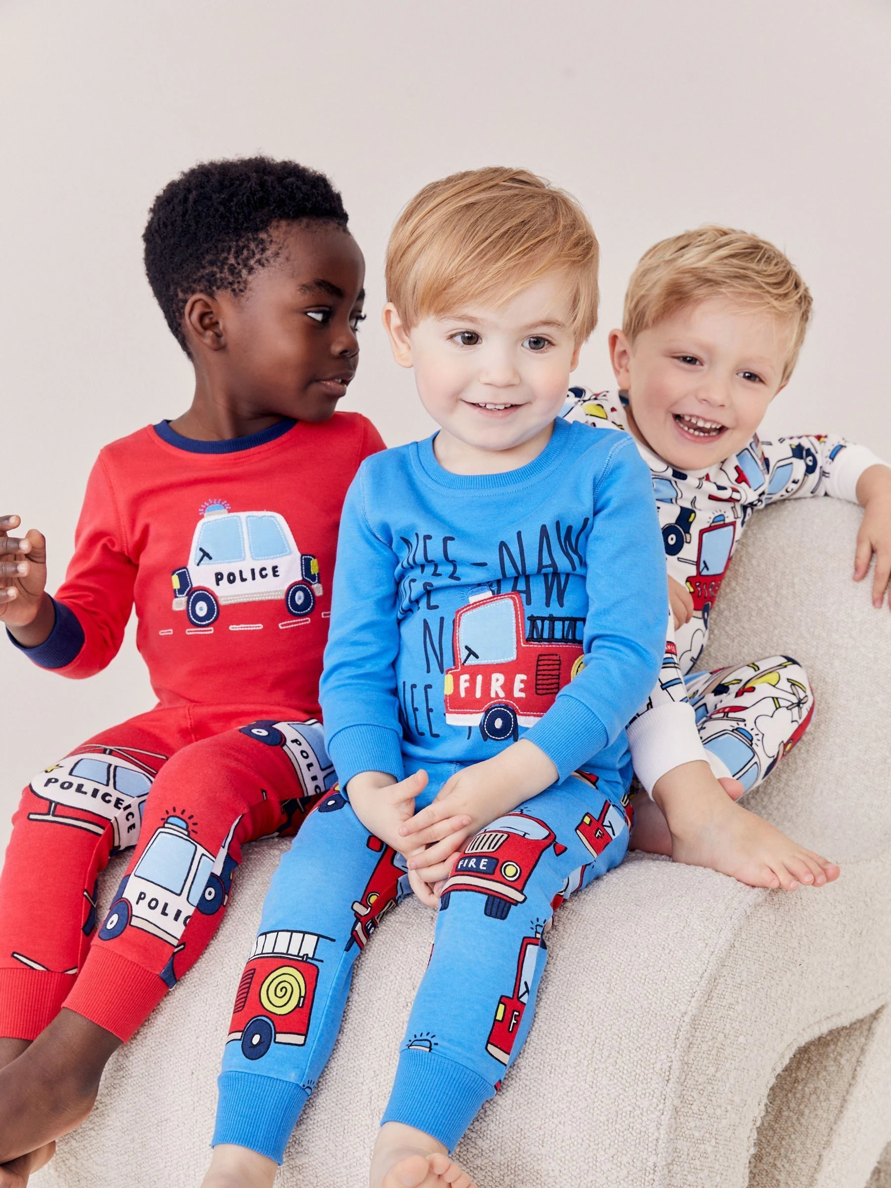 Rood/blauw met hulpvoertuigenprint - Mini Knusse Pyjama's 3 Set (9mnd-10jr)