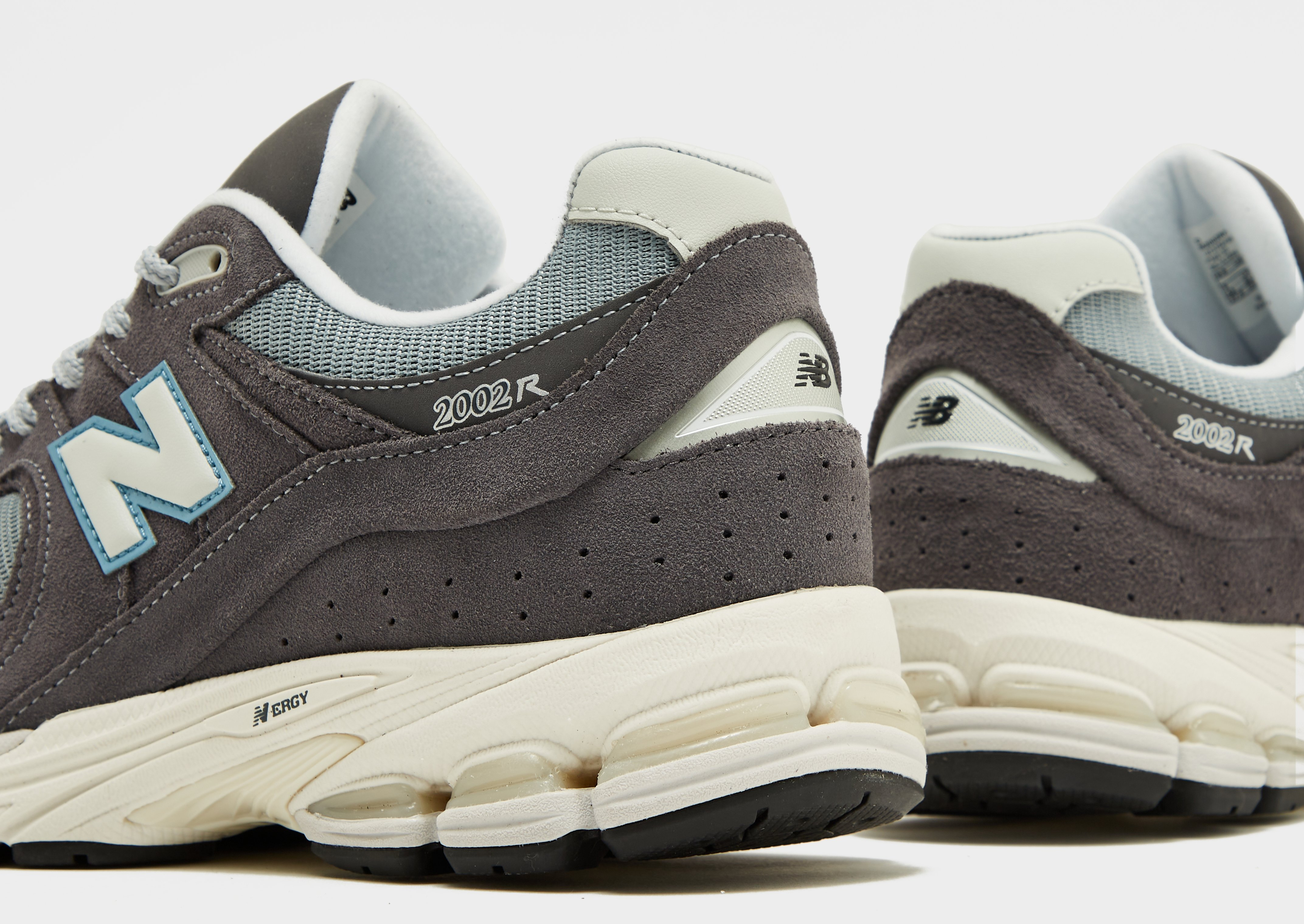 New Balance 2002R Homme